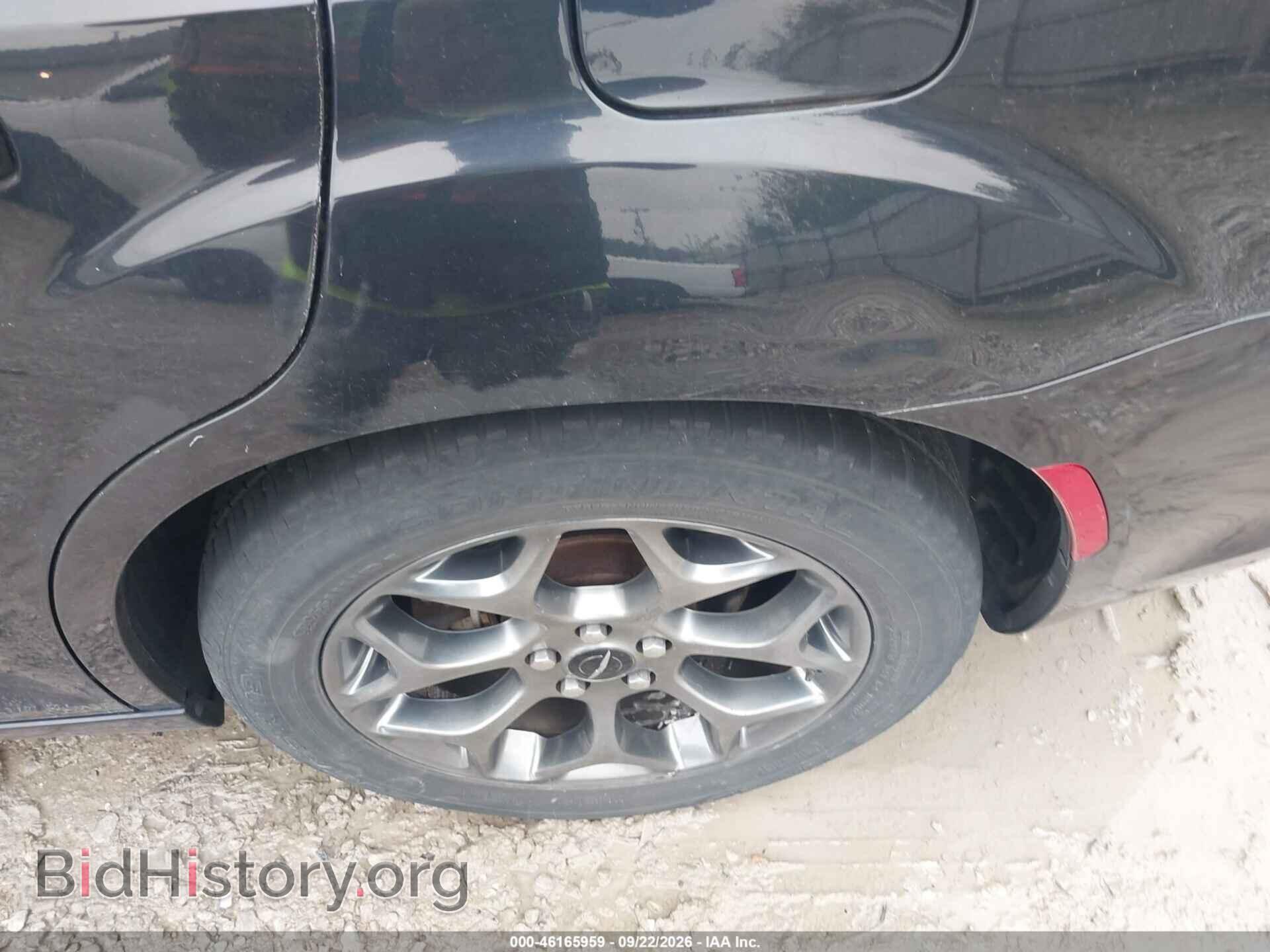 2015 CHRYSLER 300 - VIN: 2C3CCAGG9FH922921 - Photo 6