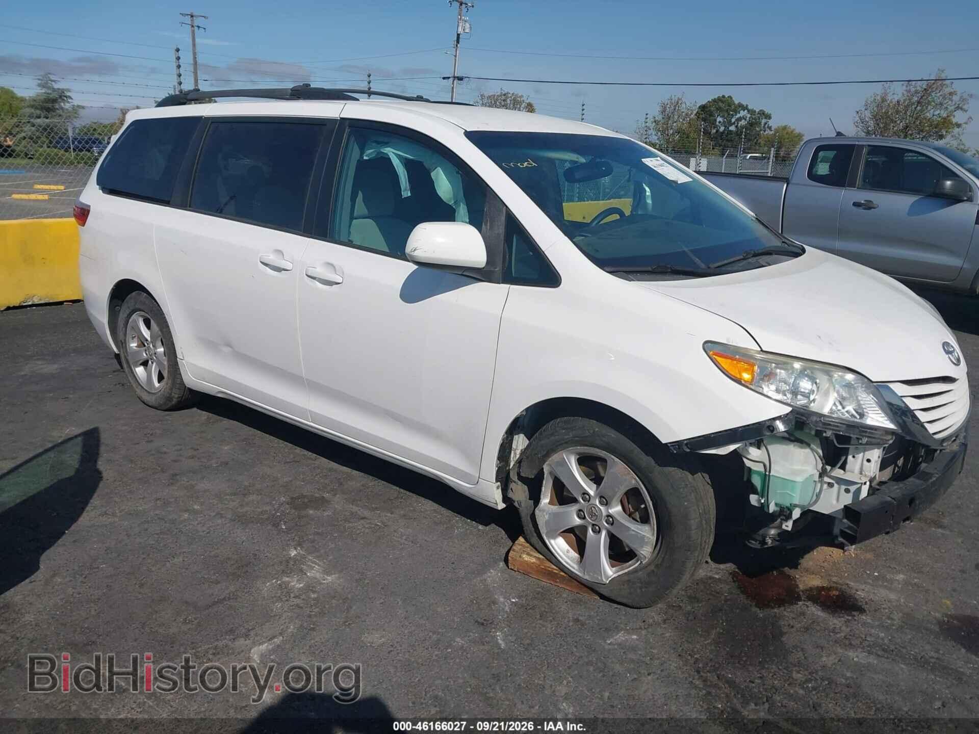 Фотография 5TDKZ3DC1HS874998 - TOYOTA SIENNA 2017