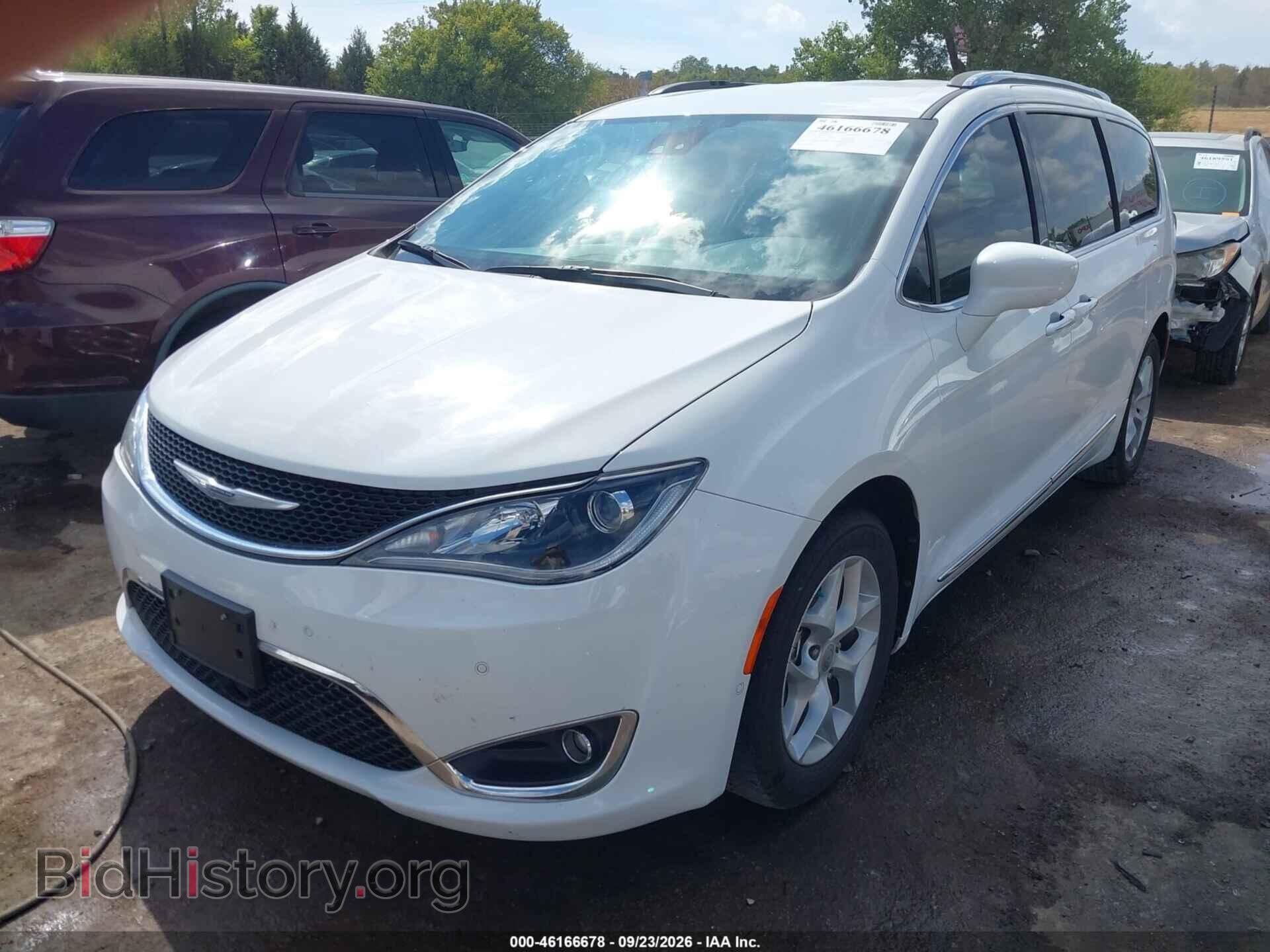 2017 CHRYSLER PACIFICA - VIN: 2C4RC1EG3HR704544 - Фото 2