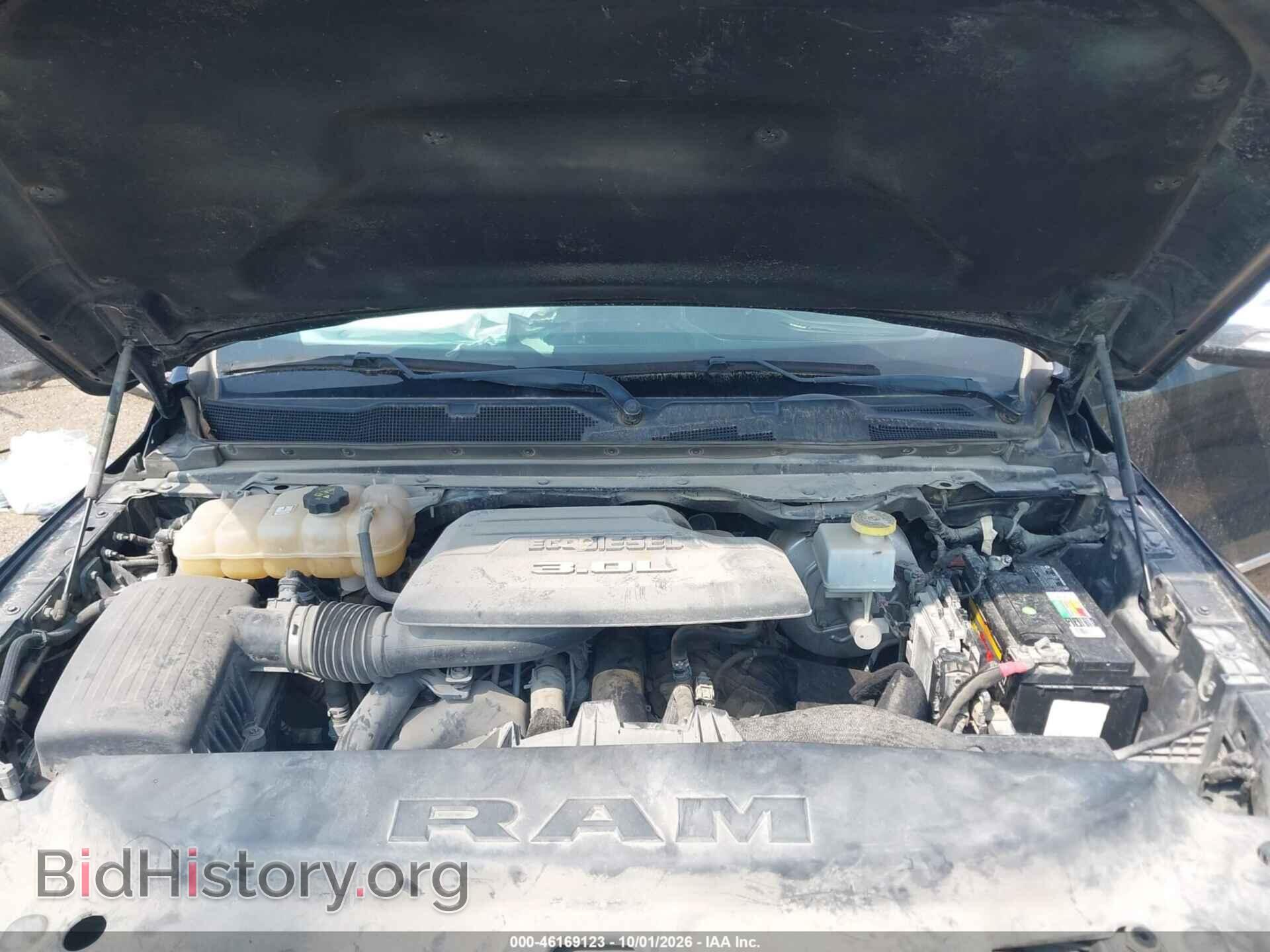 2020 RAM 1500 - VIN: 1C6SRFHM0LN249907 - Фото 10