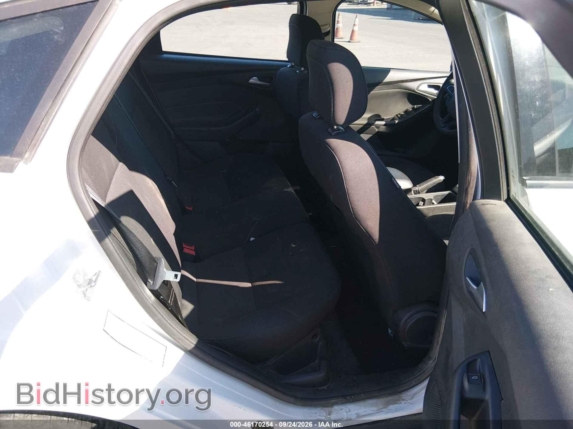 2018 FORD FOCUS - VIN: 1FADP3K22JL273458 - Фото 8
