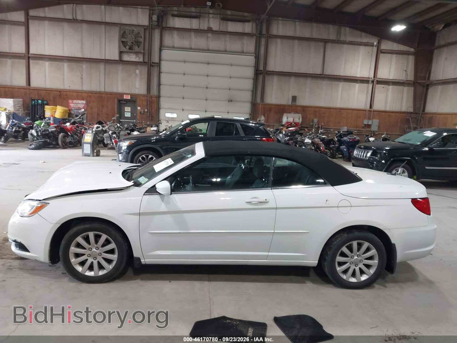 2011 CHRYSLER 200 - VIN: 1C3BC2EB9BN617400 - Photo 14
