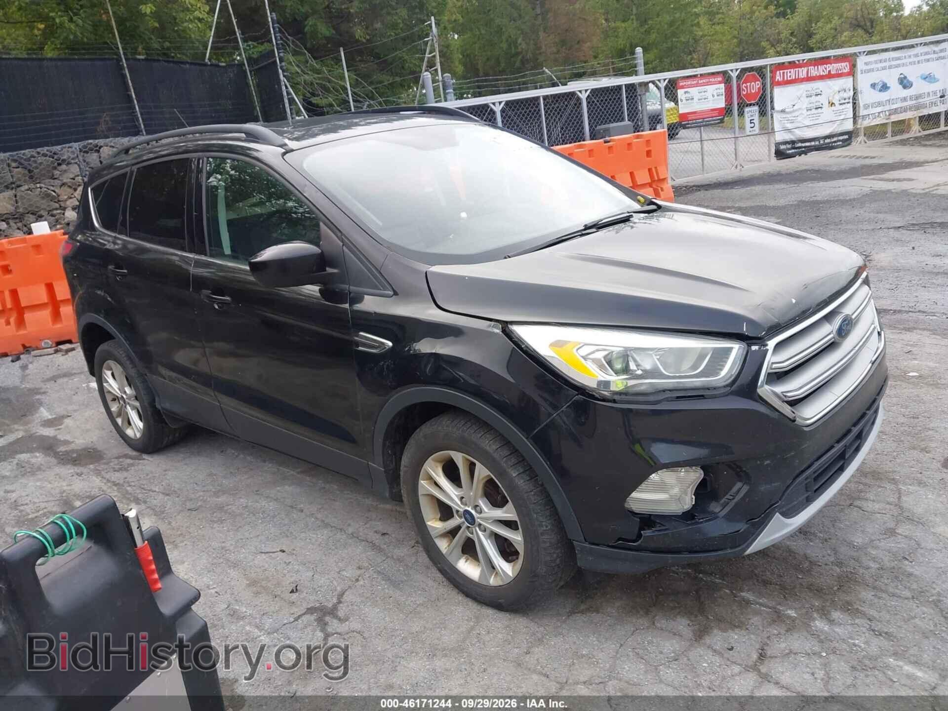 Фотография 1FMCU9GD4HUB33858 - FORD ESCAPE 2017