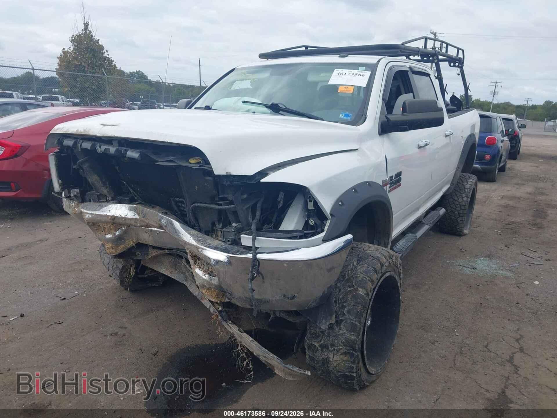 2015 RAM 2500 - VIN: 3C6TR5DTXFG684801 - Photo 2