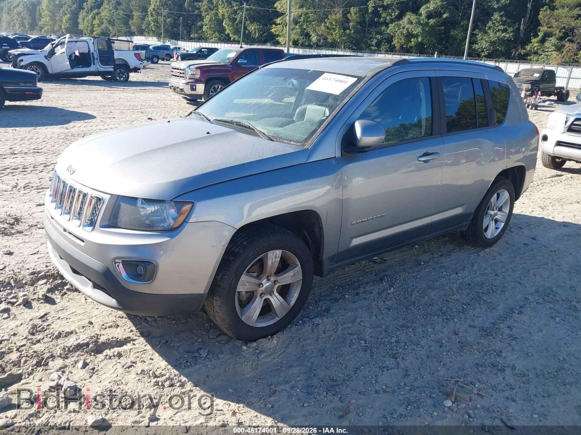 2015 JEEP COMPASS - VIN: 1C4NJCEA1FD198532 - Photo 2