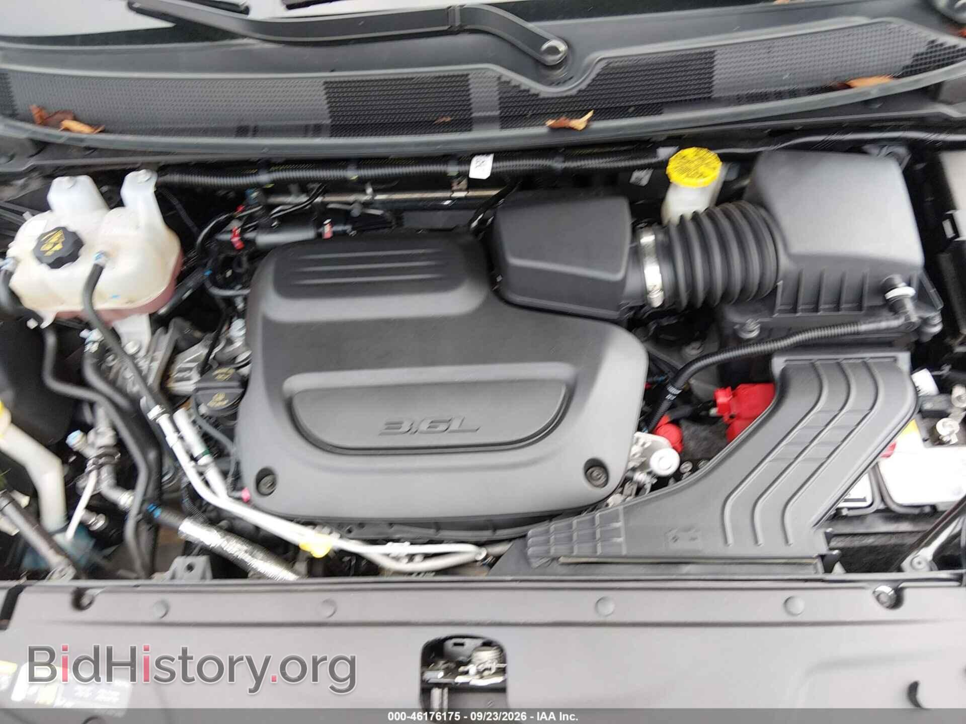 2025 CHRYSLER PACIFICA - VIN: 2C4RC1BG3SR506560 - Photo 10