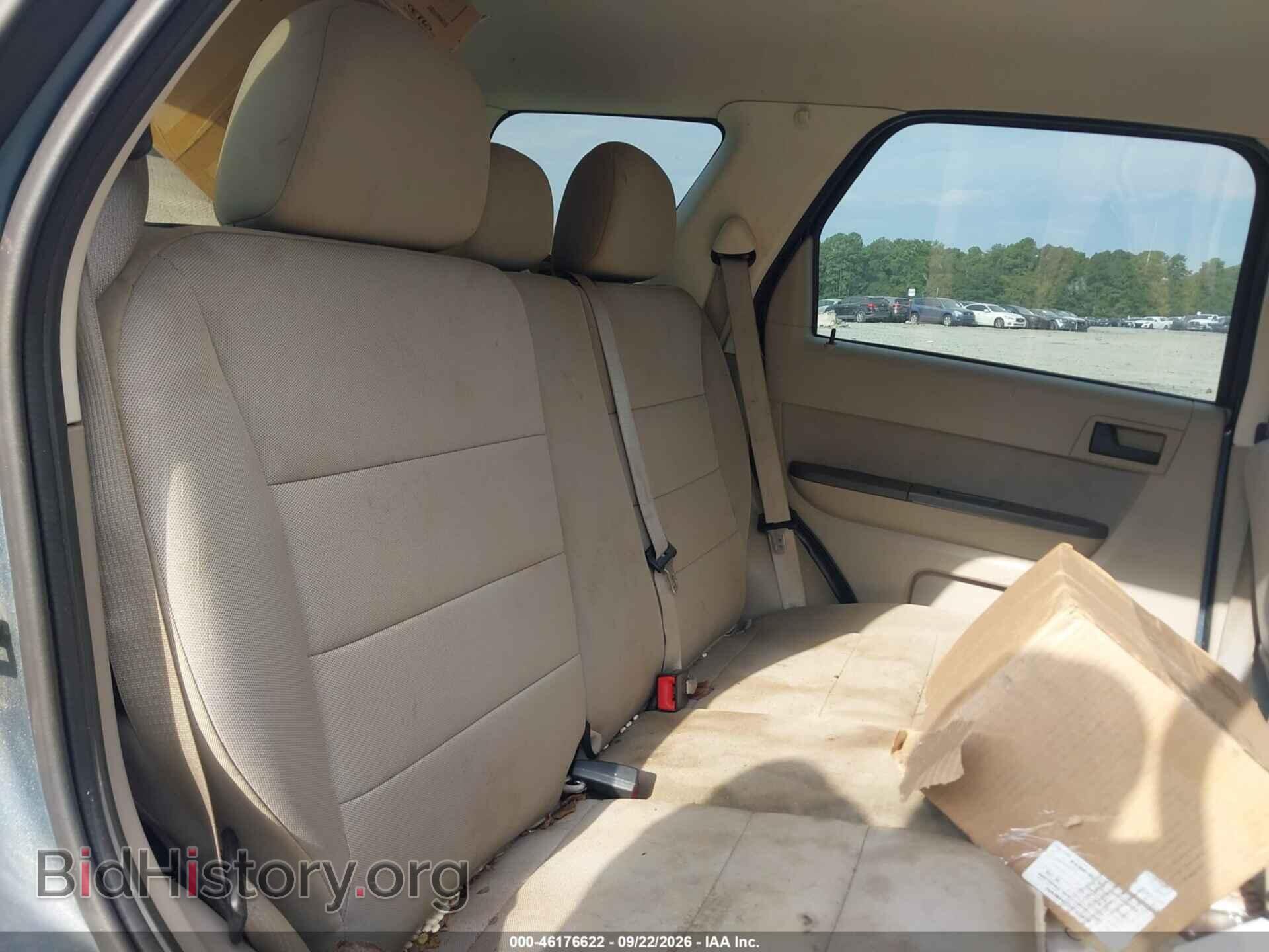 2011 FORD ESCAPE - VIN: 1FMCU0D75BKC25736 - Фото 8
