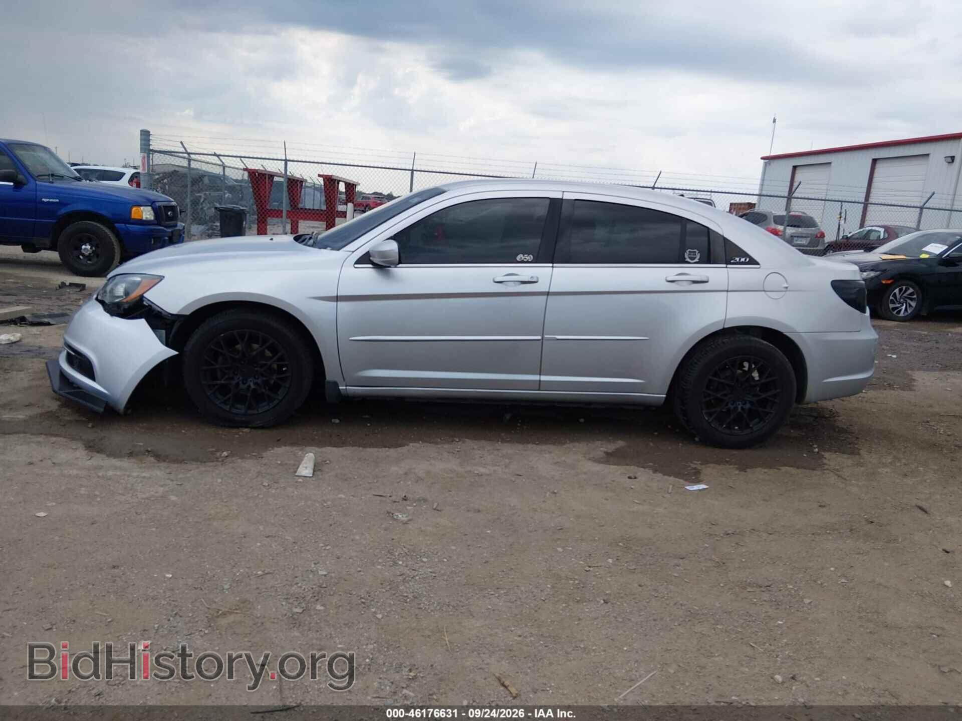 2012 CHRYSLER 200 - VIN: 1C3CCBAB3CN228733 - Фото 14