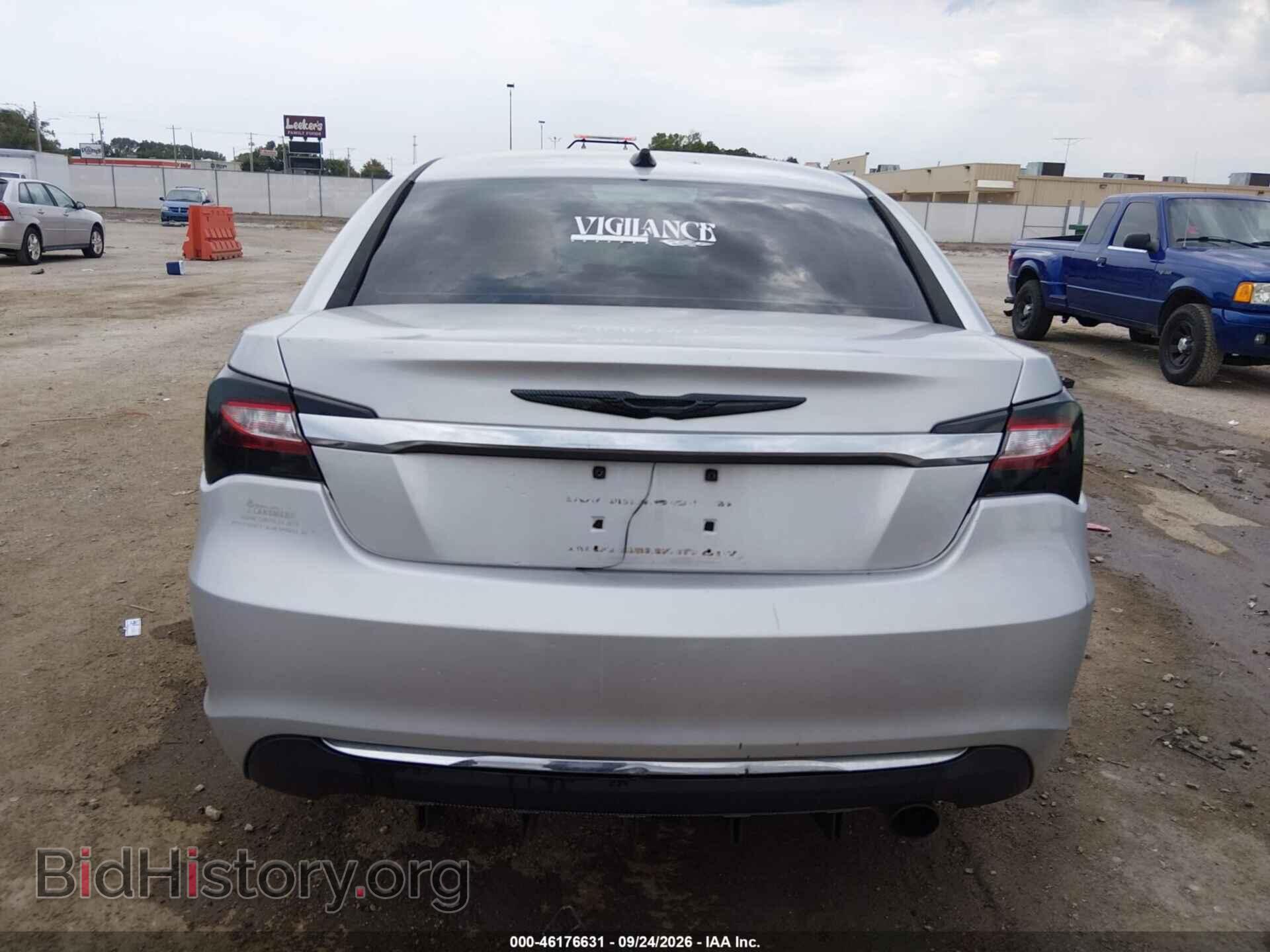 2012 CHRYSLER 200 - VIN: 1C3CCBAB3CN228733 - Фото 16