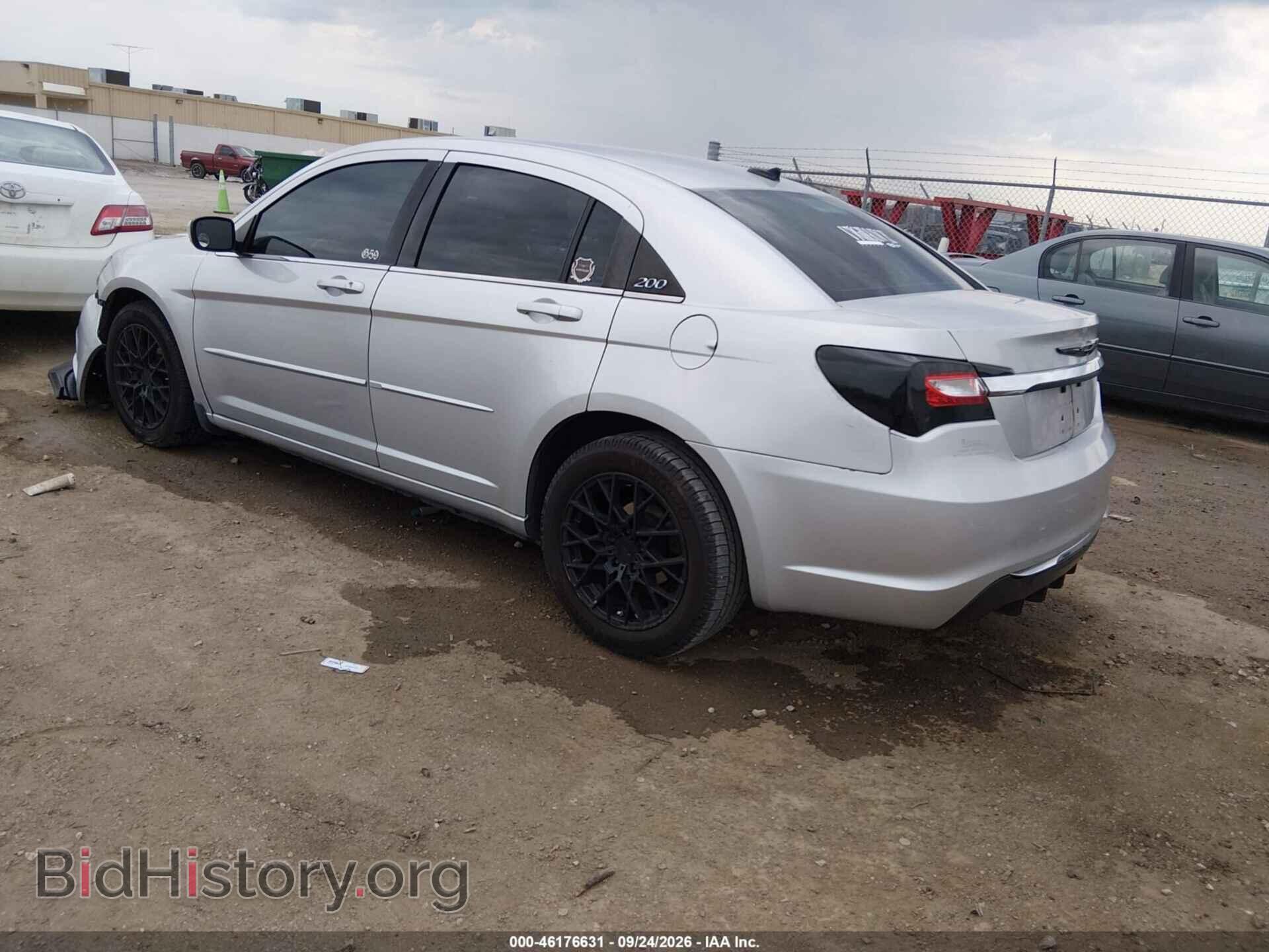 2012 CHRYSLER 200 - VIN: 1C3CCBAB3CN228733 - Фото 3