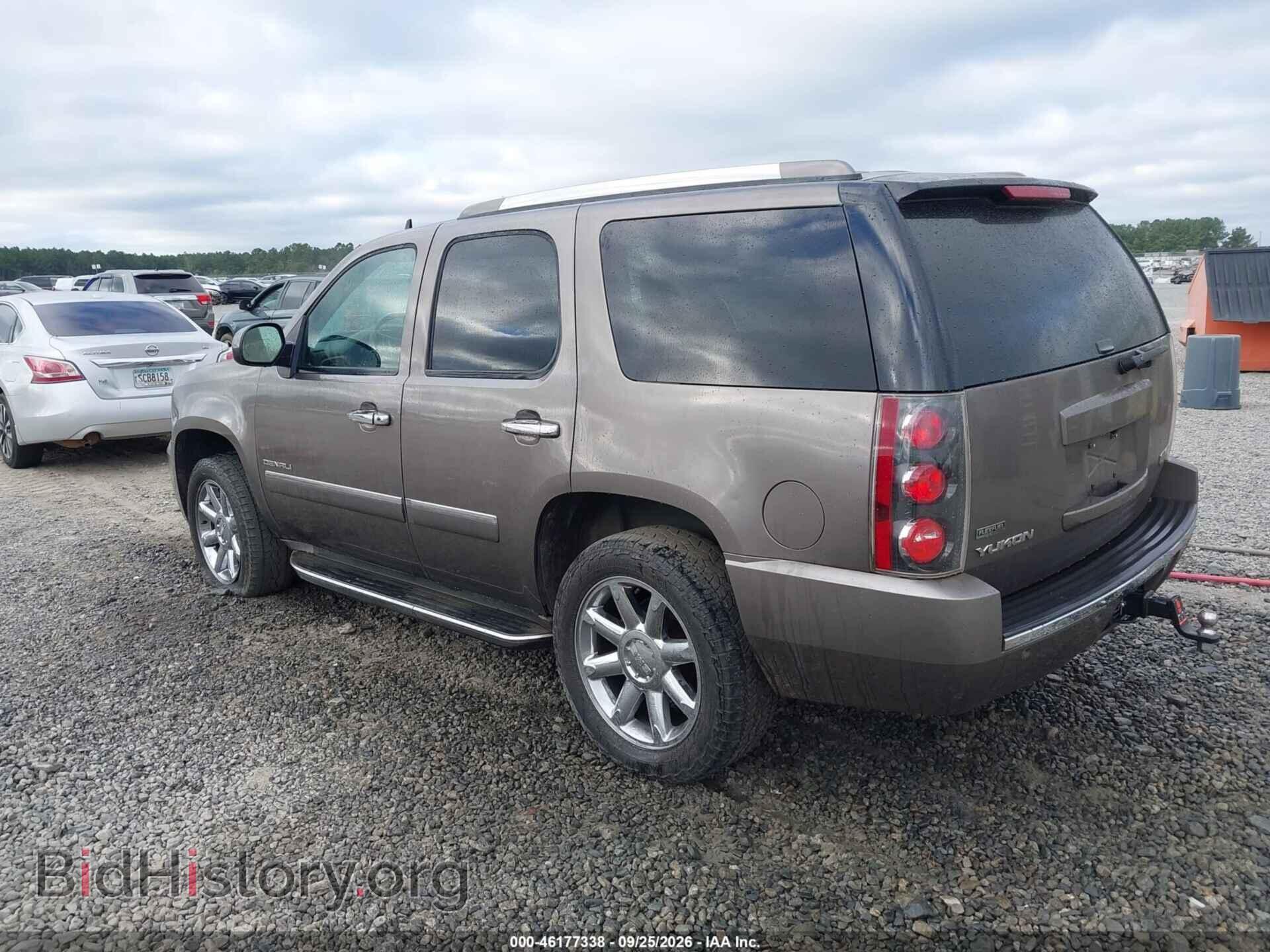 2011 GMC YUKON - VIN: 1GKS2EEF3BR247187 - Фото 3