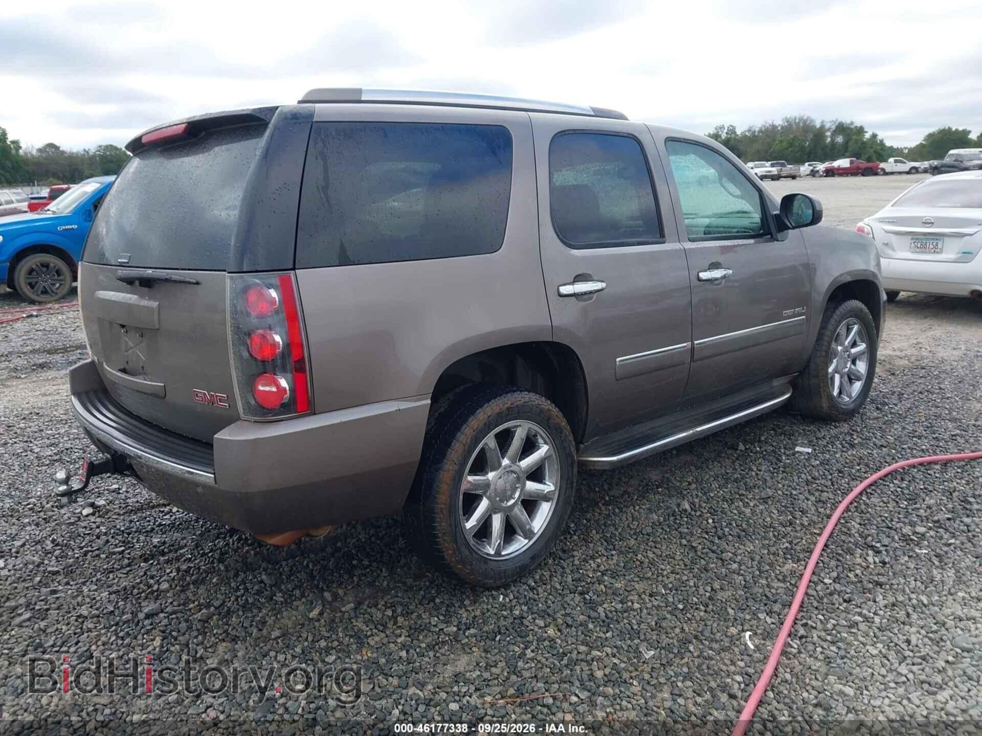 2011 GMC YUKON - VIN: 1GKS2EEF3BR247187 - Фото 4