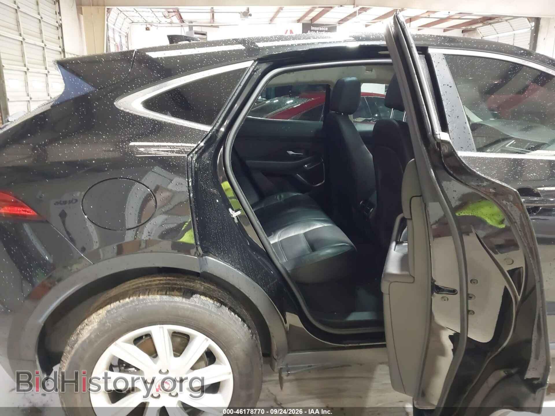2018 JAGUAR E-PACE - VIN: SADFJ2FX1J1Z31050 - Photo 8