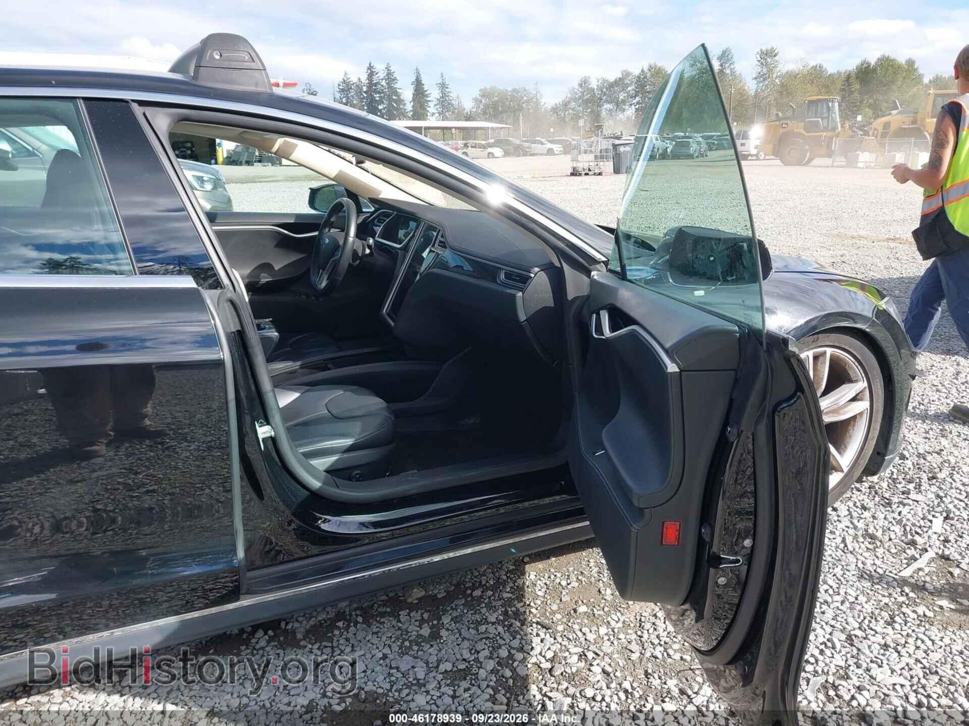 2013 TESLA MODEL S - VIN: 5YJSA1CP4DFP23376 - Photo 5