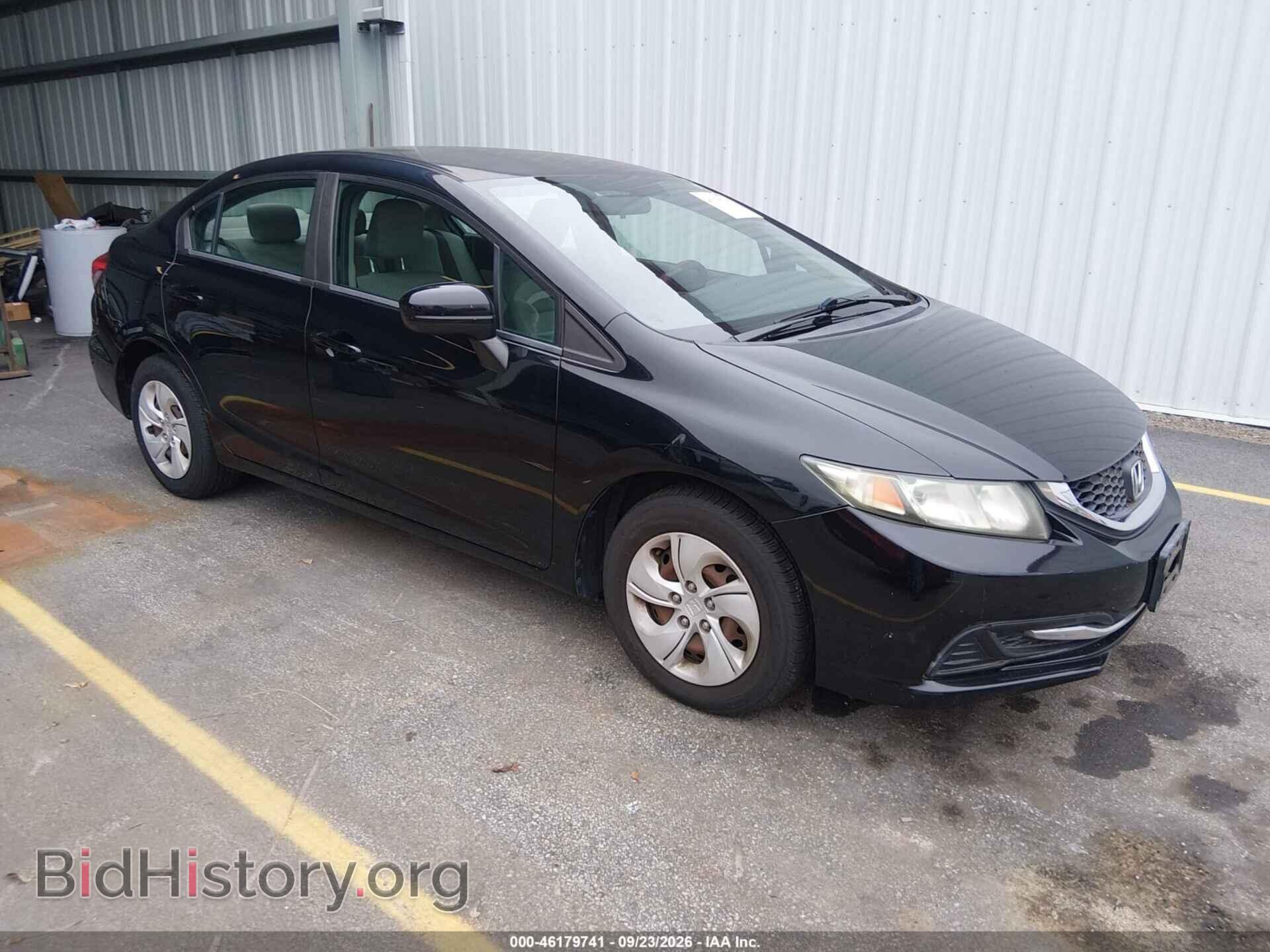 Фотография 19XFB2F55FE064084 - HONDA CIVIC 2015