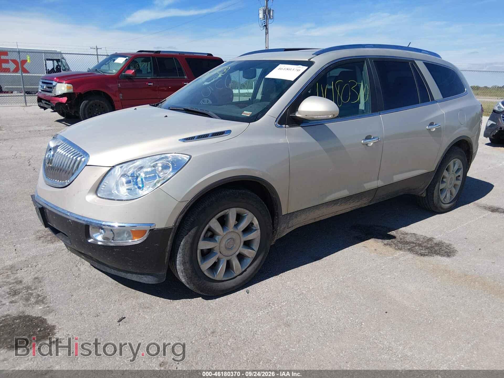 2011 BUICK ENCLAVE - VIN: 5GAKVBED8BJ273008 - Фото 2