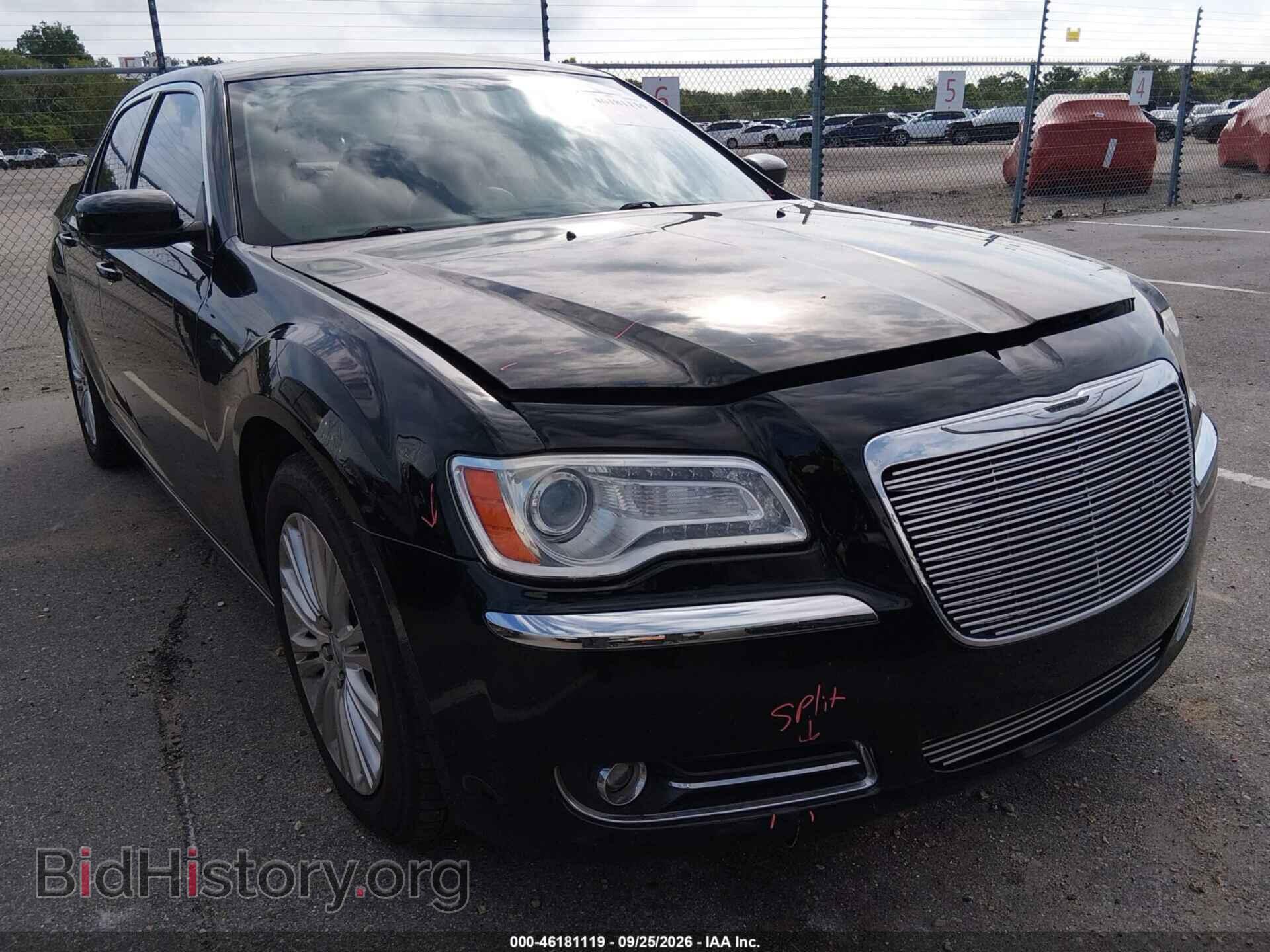 Фотография 2C3CCARG2DH617416 - CHRYSLER 300 2013