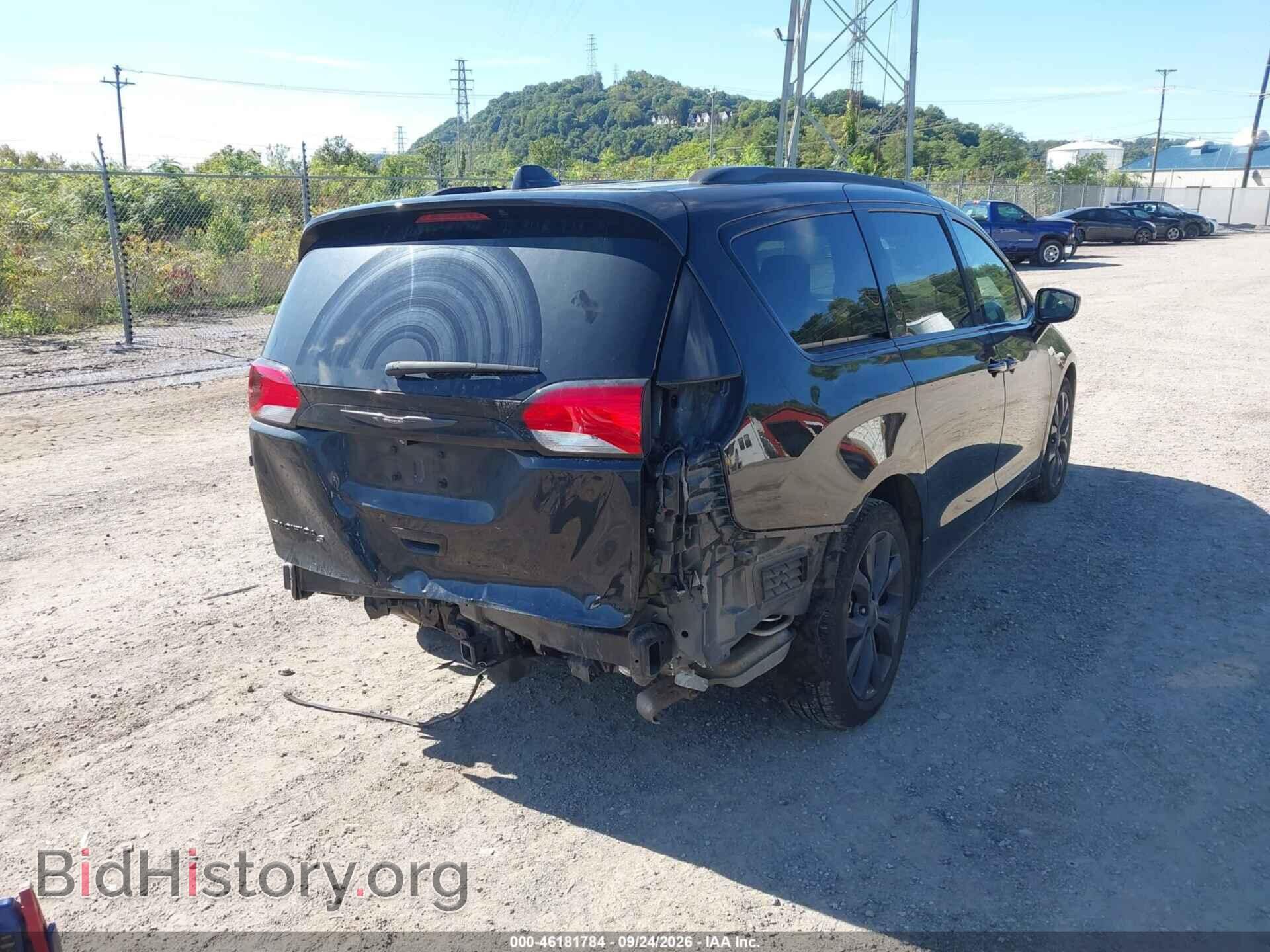 2019 CHRYSLER PACIFICA - VIN: 2C4RC1BG2KR549738 - Фото 4