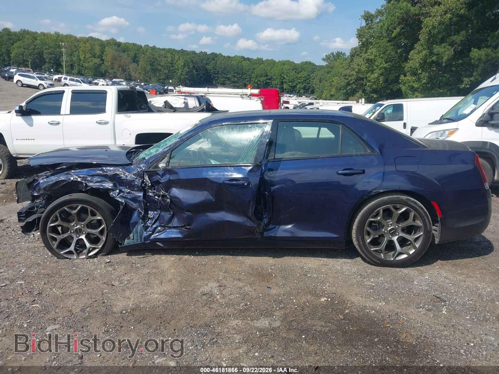 2016 CHRYSLER 300 - VIN: 2C3CCABG0GH295180 - Photo 6