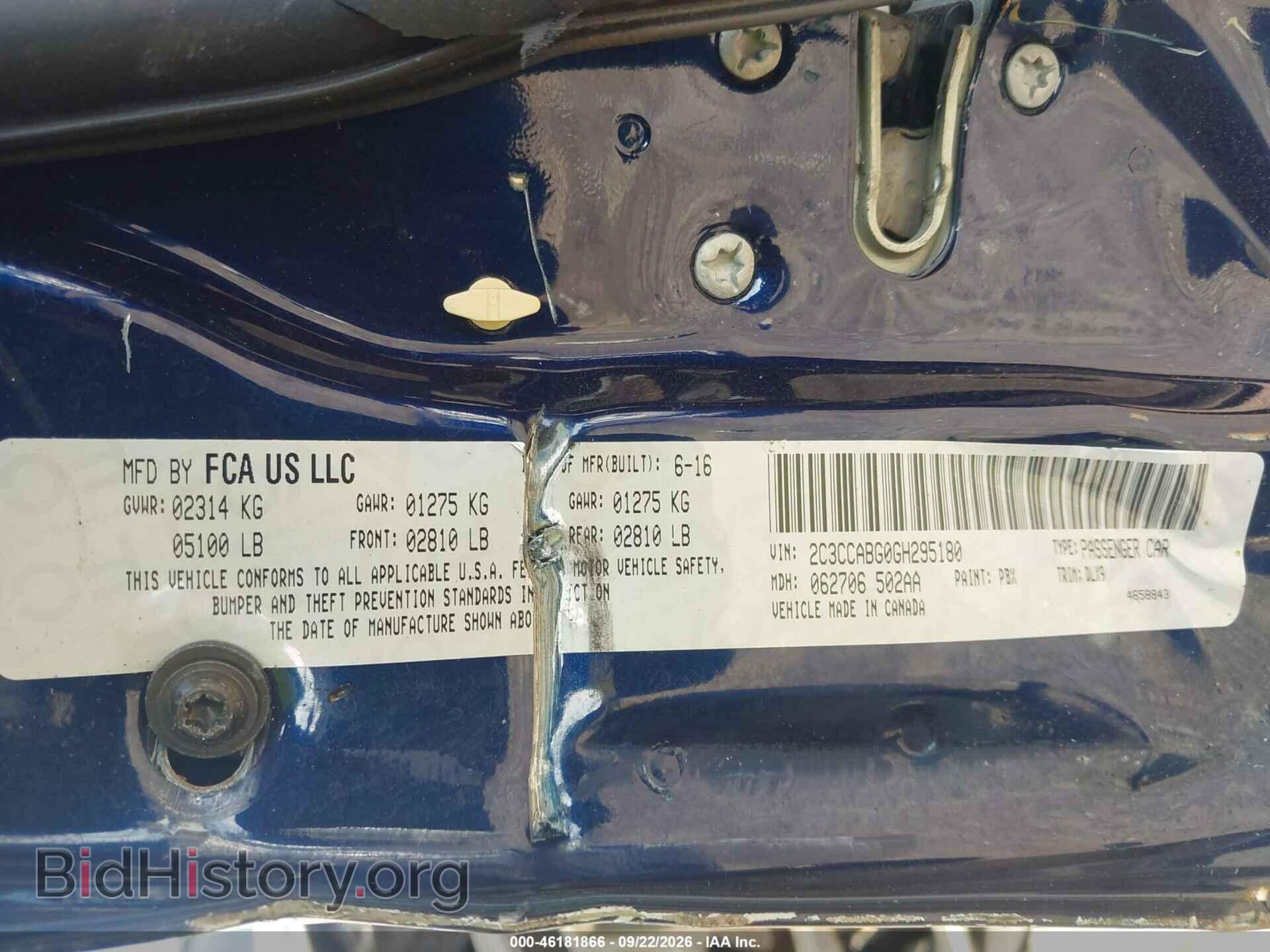 2016 CHRYSLER 300 - VIN: 2C3CCABG0GH295180 - Photo 9