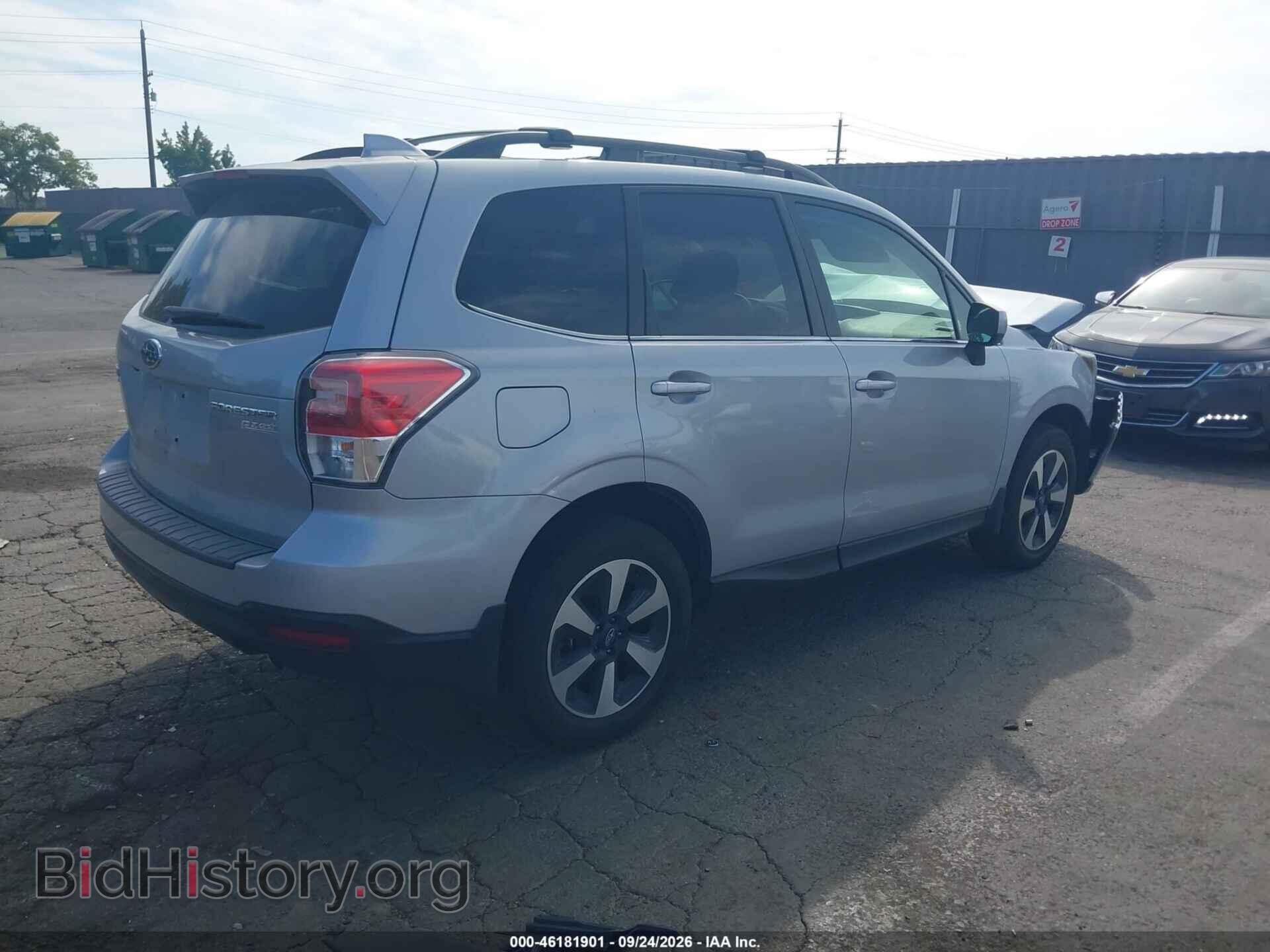 2017 SUBARU FORESTER - VIN: JF2SJARC9HH547078 - Фото 4
