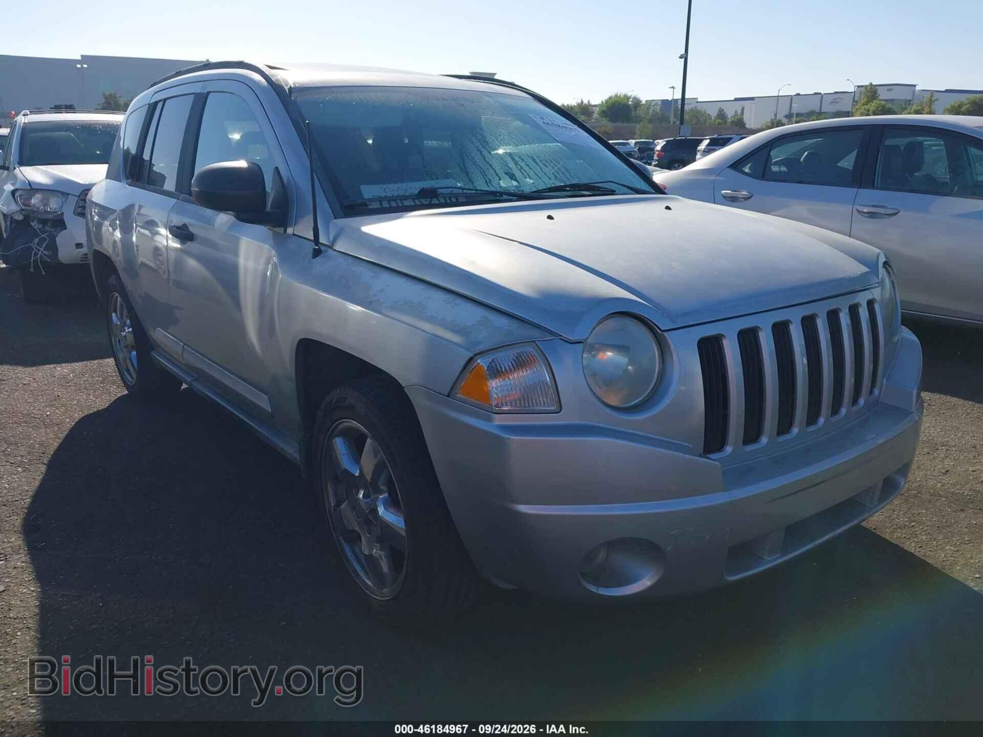 Фотография 1J8FT57W87D117121 - JEEP COMPASS 2007