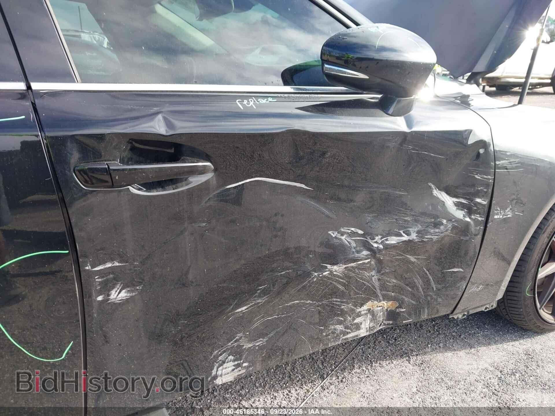2017 LEXUS IS 200T - VIN: JTHBA1D29H5040923 - Photo 6