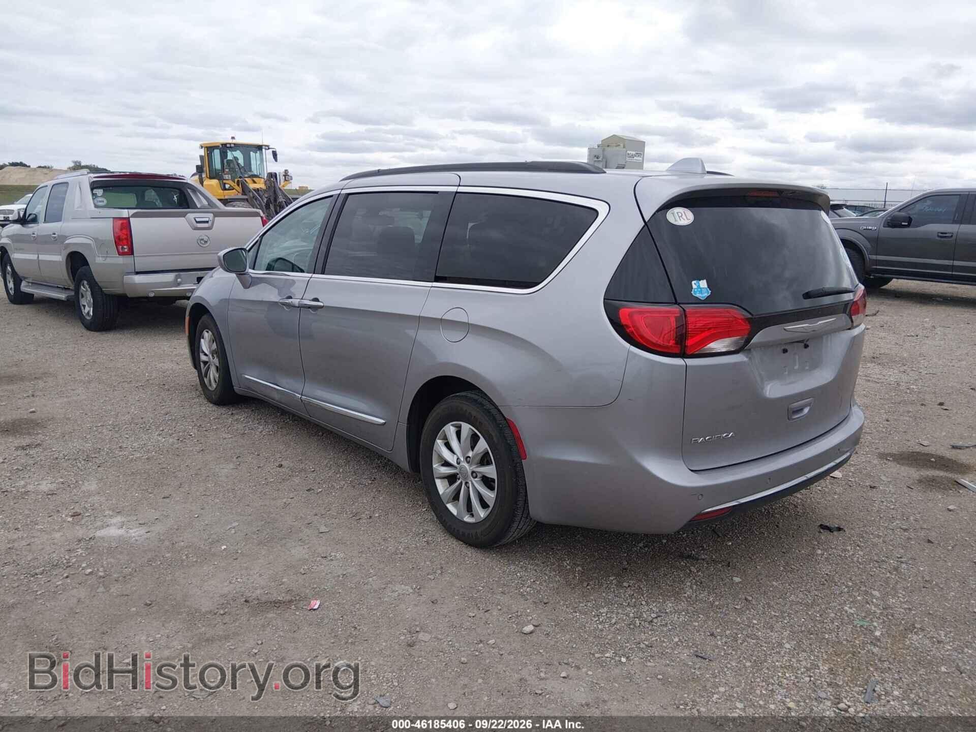 2017 CHRYSLER PACIFICA - VIN: 2C4RC1BG7HR598992 - Photo 3