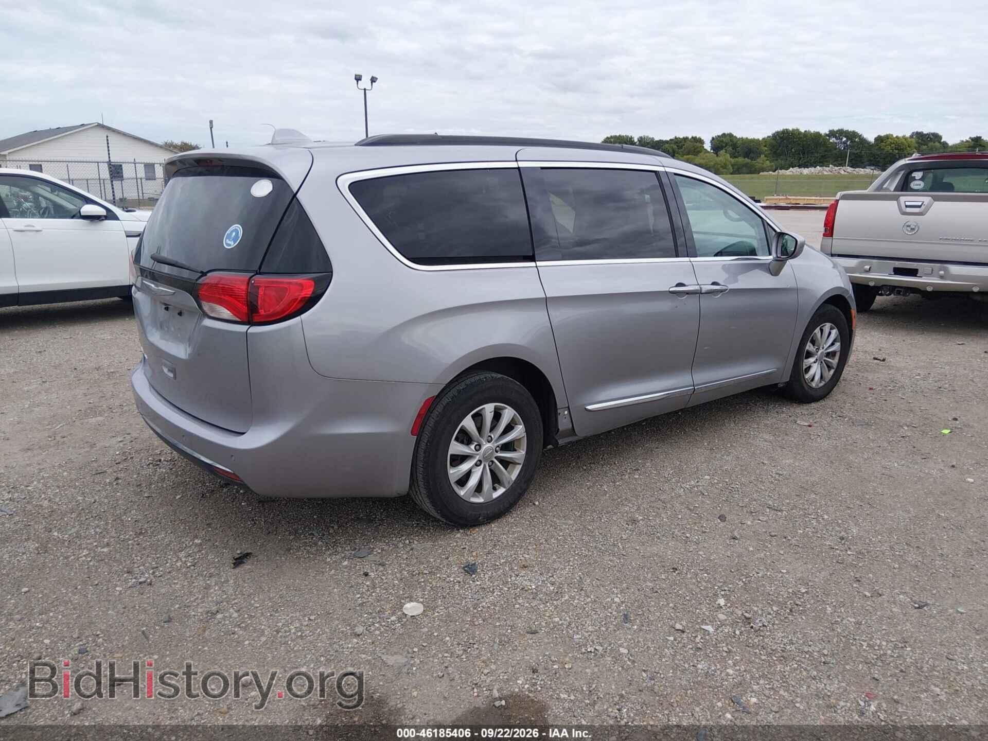 2017 CHRYSLER PACIFICA - VIN: 2C4RC1BG7HR598992 - Photo 4