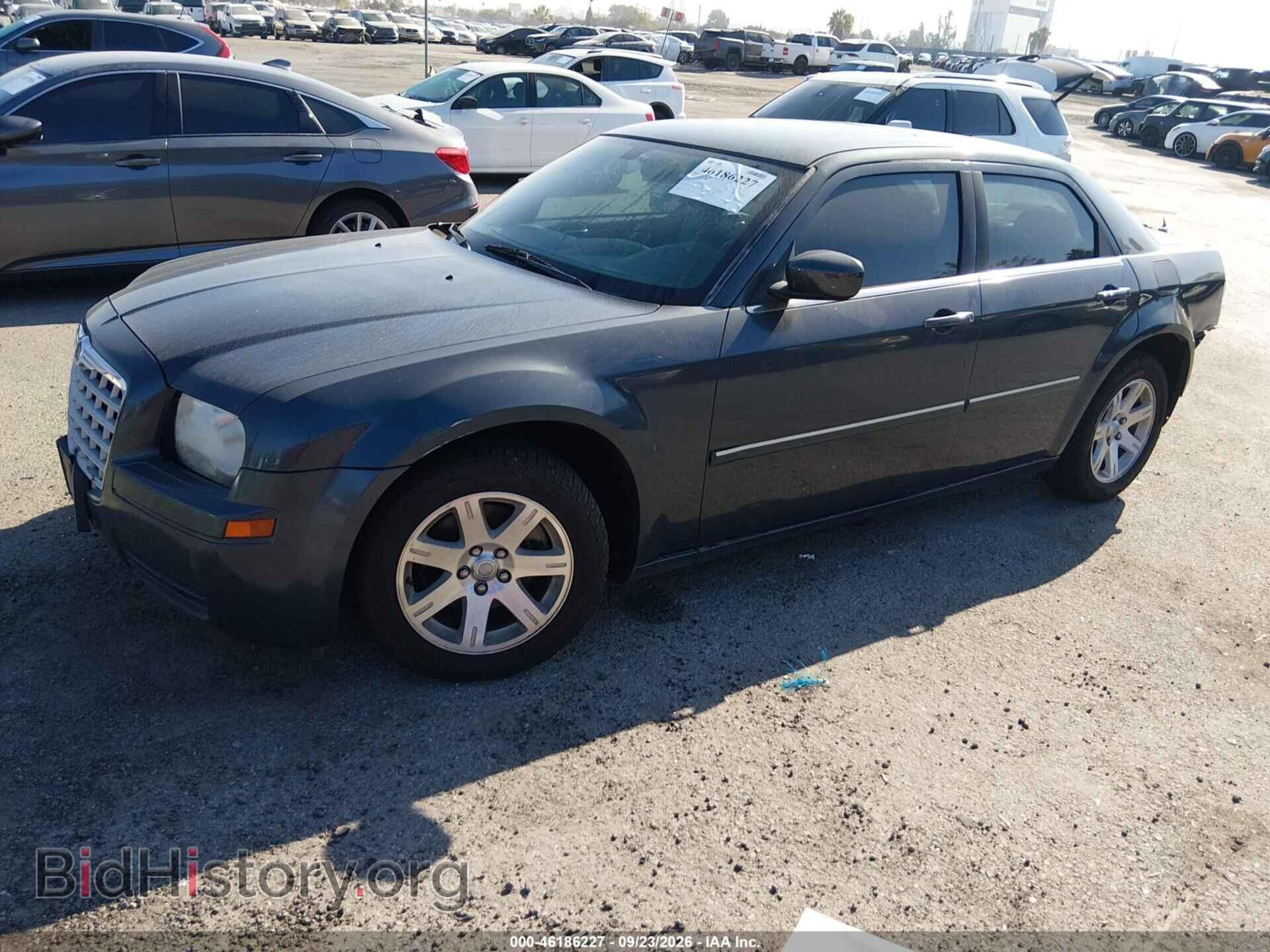 2007 CHRYSLER 300 - VIN: 2C3LA43R17H860124 - Photo 2