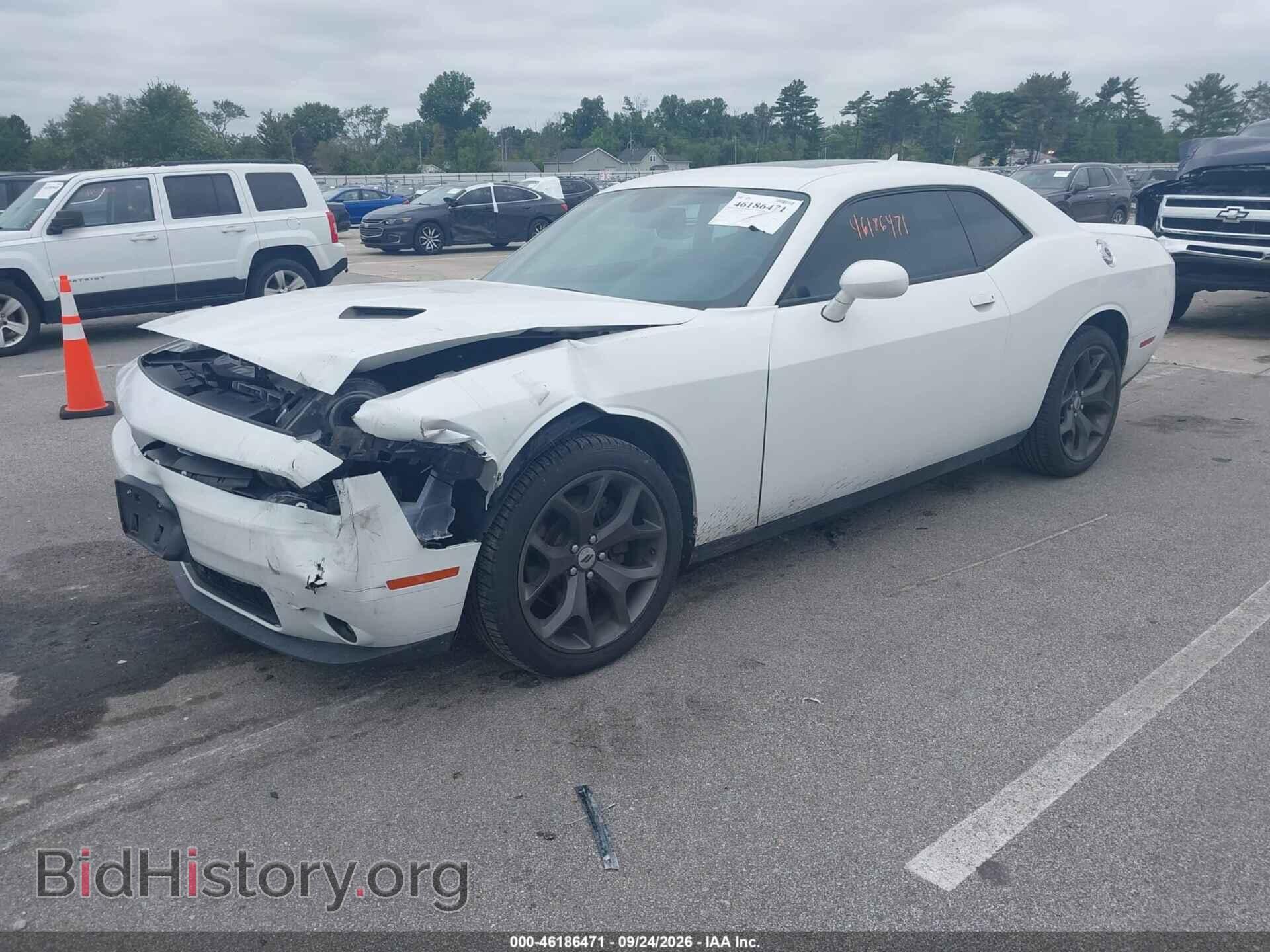 2018 DODGE CHALLENGER - VIN: 2C3CDZAG2JH258670 - Photo 2