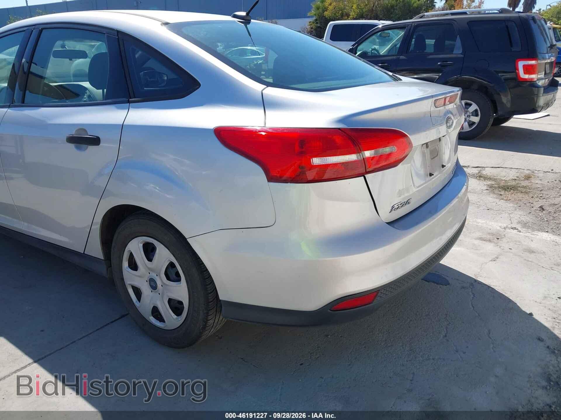 2016 FORD FOCUS - VIN: 1FADP3E28GL383306 - Фото 6