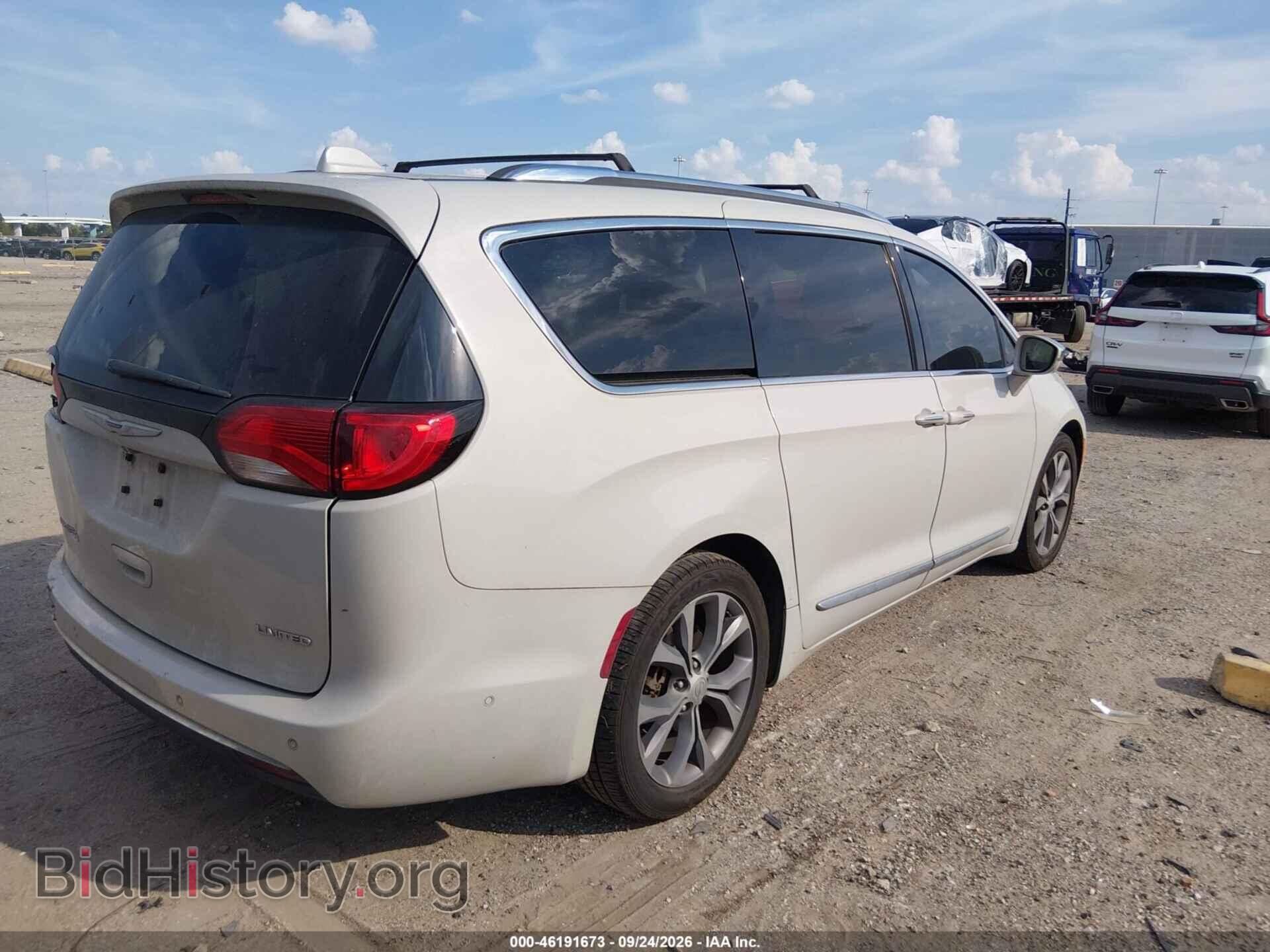 2019 CHRYSLER PACIFICA - VIN: 2C4RC1GG7KR733064 - Фото 4