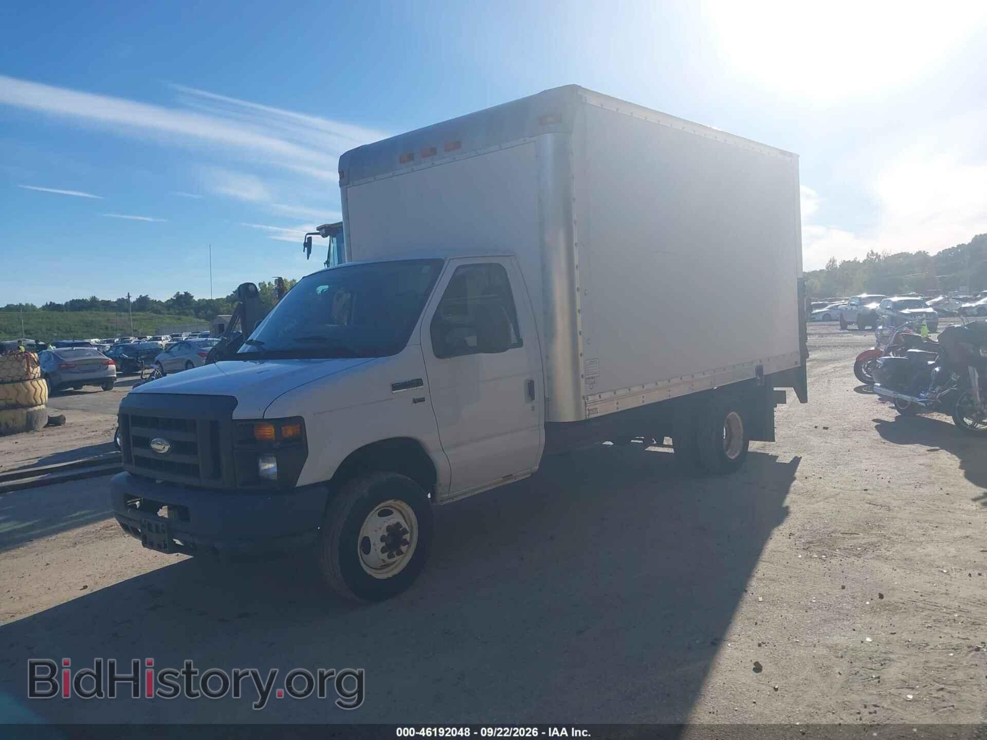 2014 FORD ECONOLINE - VIN: 1FDWE4FL6EDA77925 - Фото 2