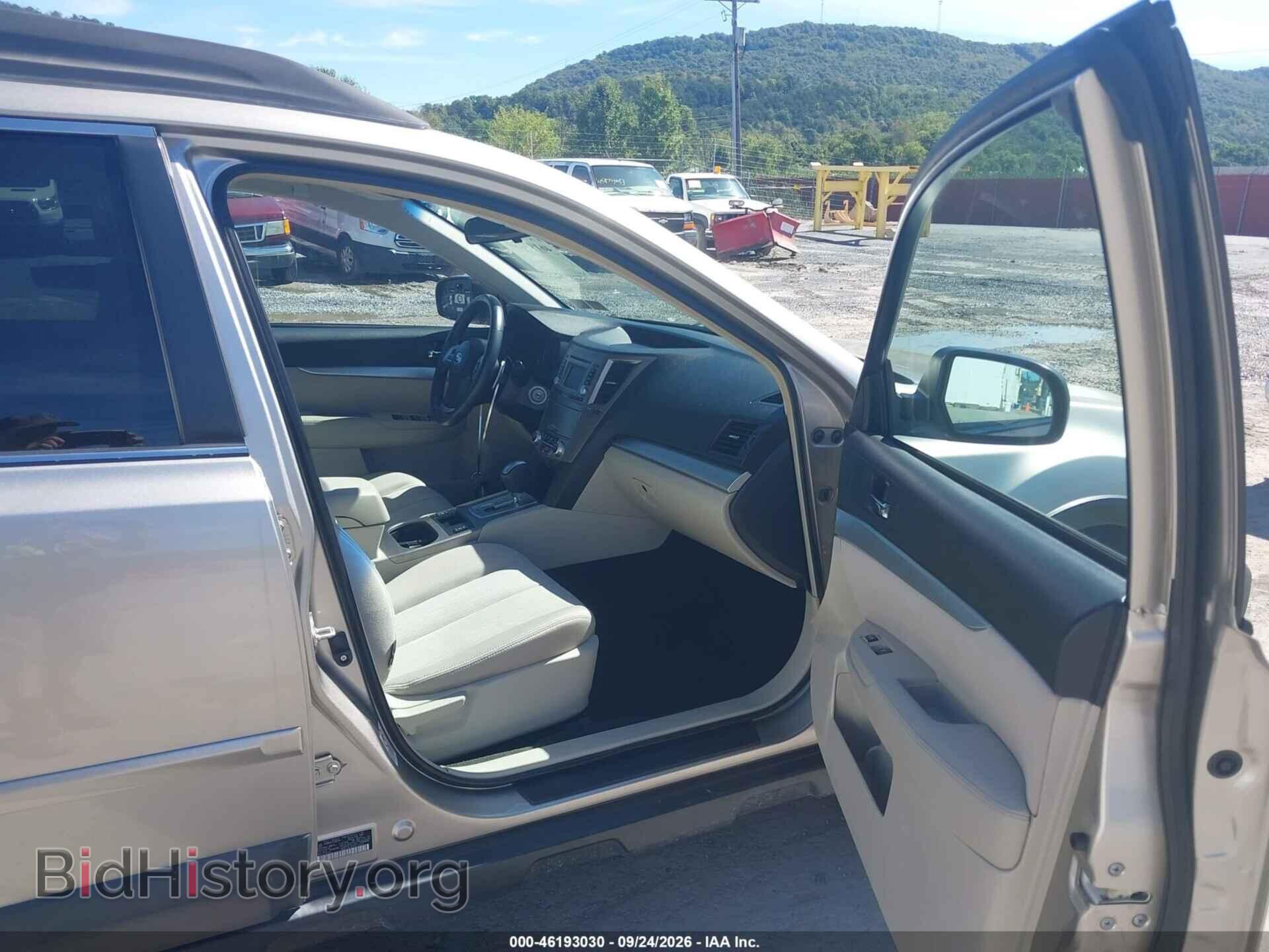 2014 SUBARU OUTBACK - VIN: 4S4BRBCC1E3307842 - Photo 5