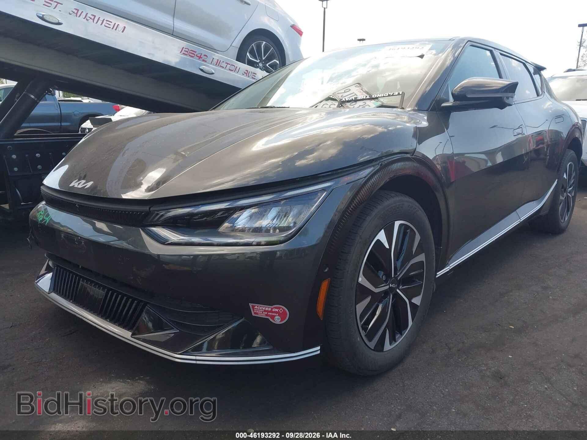 2023 KIA EV6 - VIN: KNDC34LA6P5117501 - Photo 2