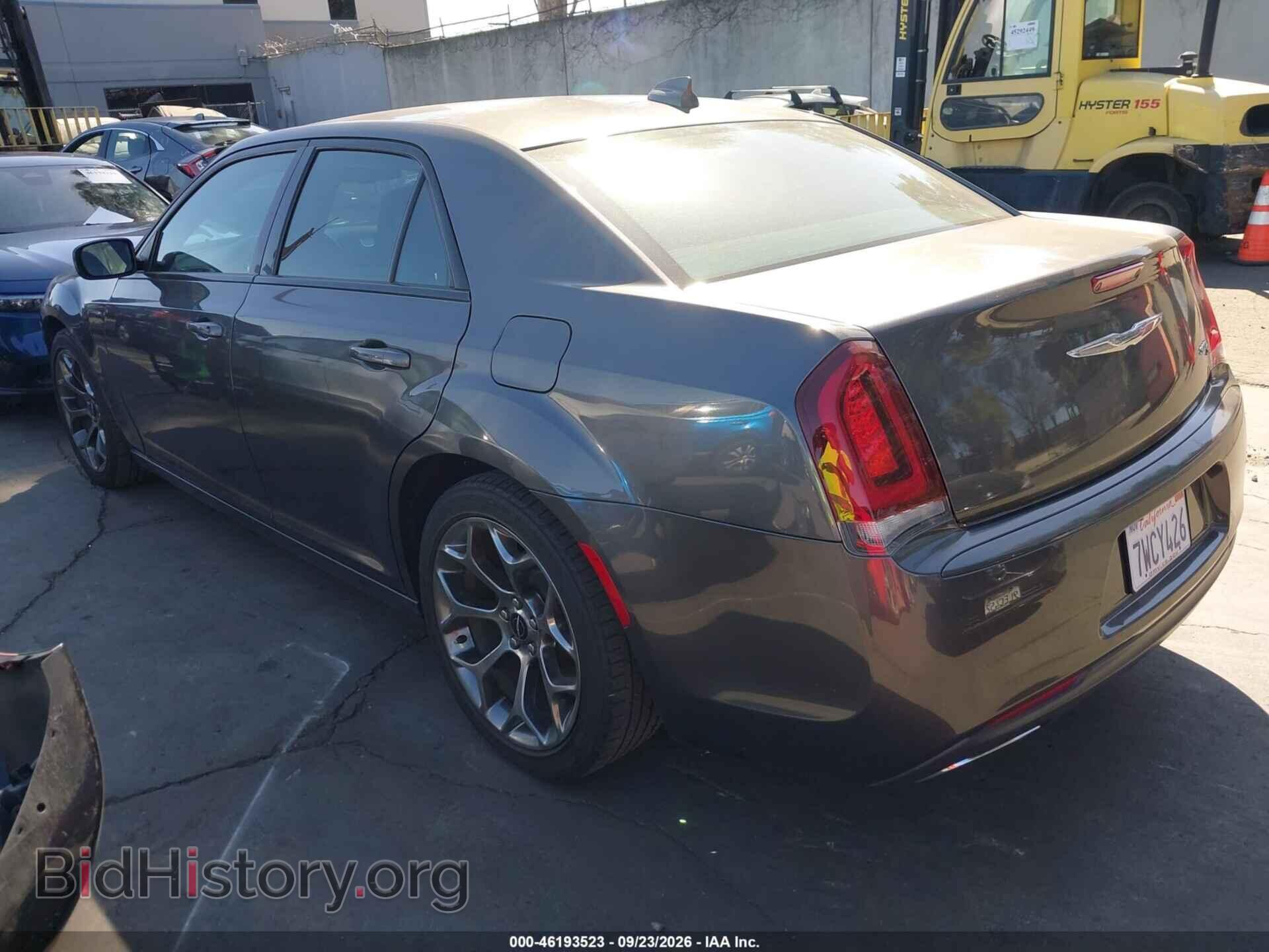 2016 CHRYSLER 300 - VIN: 2C3CCABG1GH304503 - Photo 3