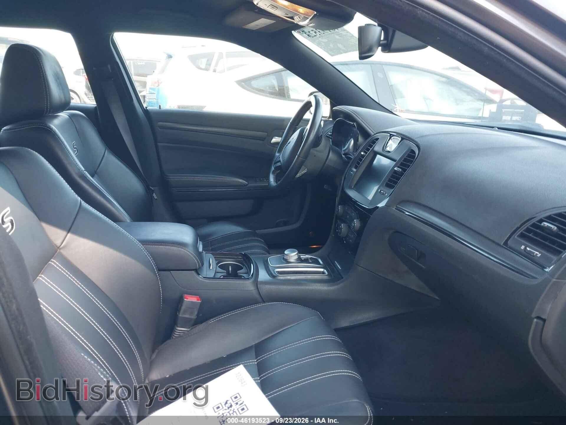 2016 CHRYSLER 300 - VIN: 2C3CCABG1GH304503 - Photo 5