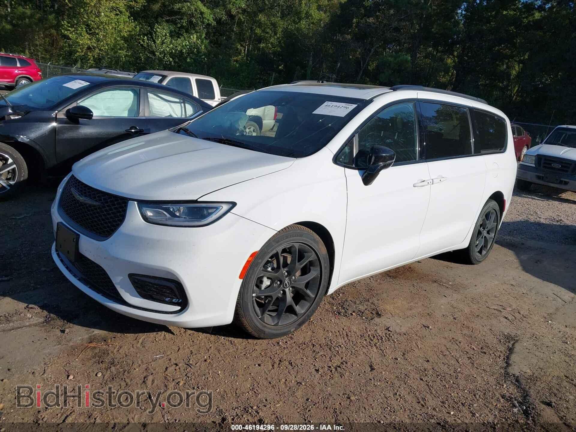 2025 CHRYSLER PACIFICA - VIN: 2C4RC1GG5SR584735 - Photo 2