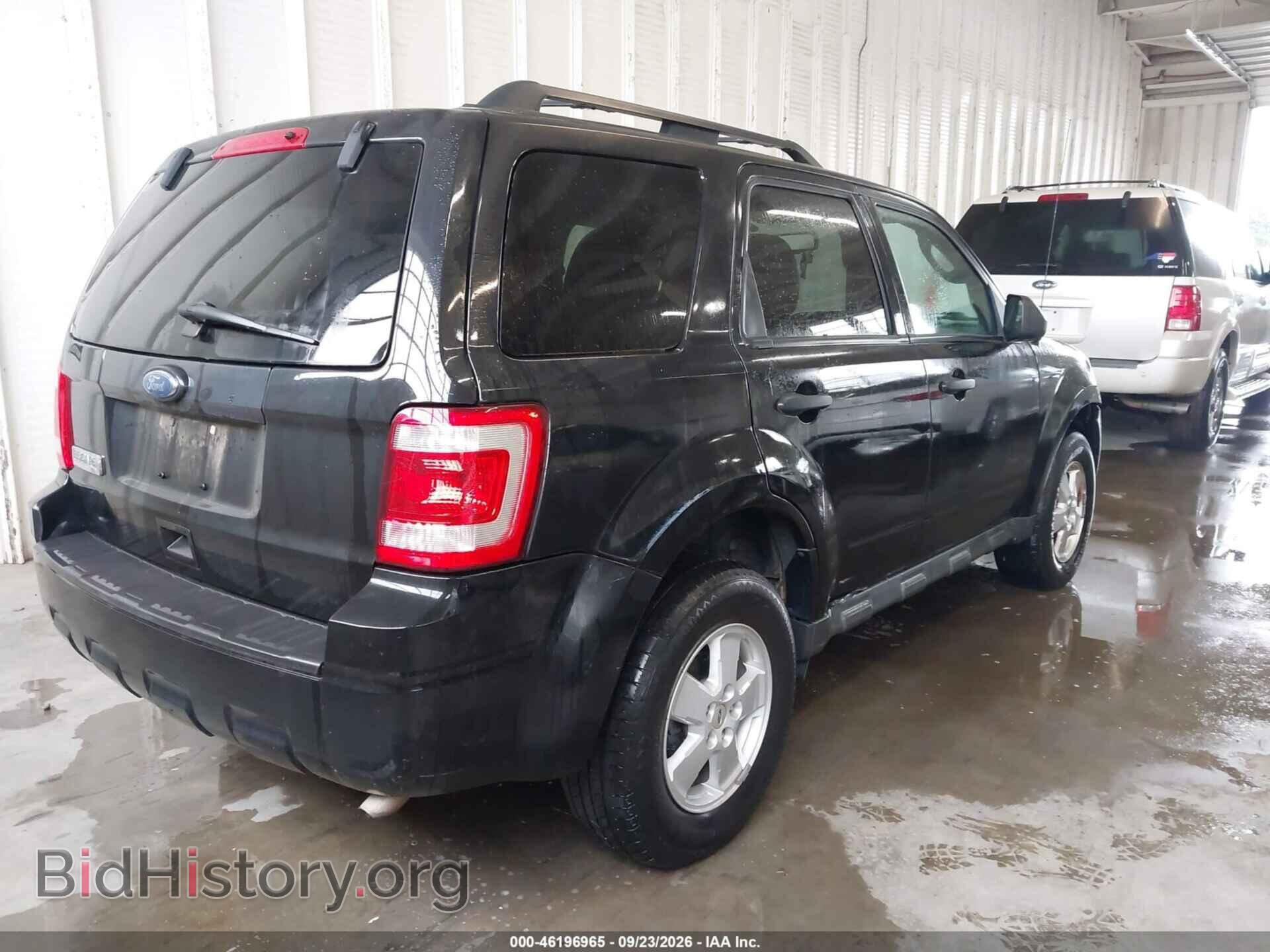 2011 FORD ESCAPE - VIN: 1FMCU0D77BKA03554 - Photo 4