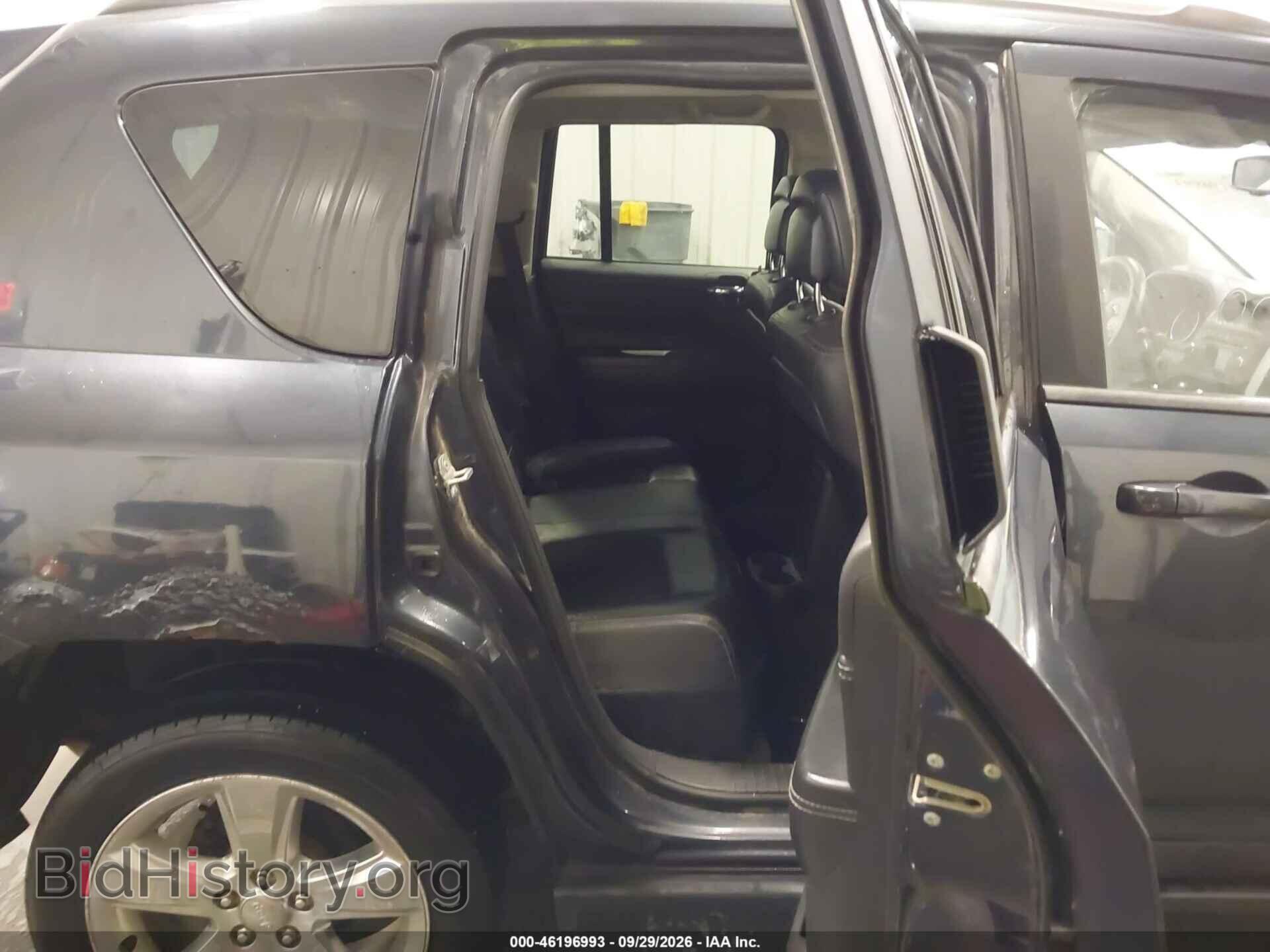 2014 JEEP COMPASS - VIN: 1C4NJDEB1ED762001 - Photo 8