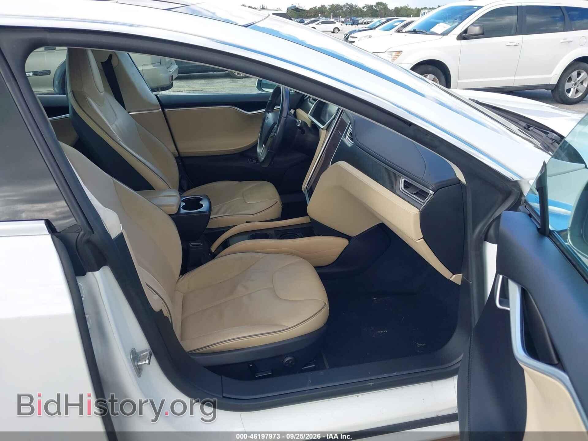 2013 Tesla MODEL S (VIN 5YJSA1DP4DFP25885) — photo 5 of 18