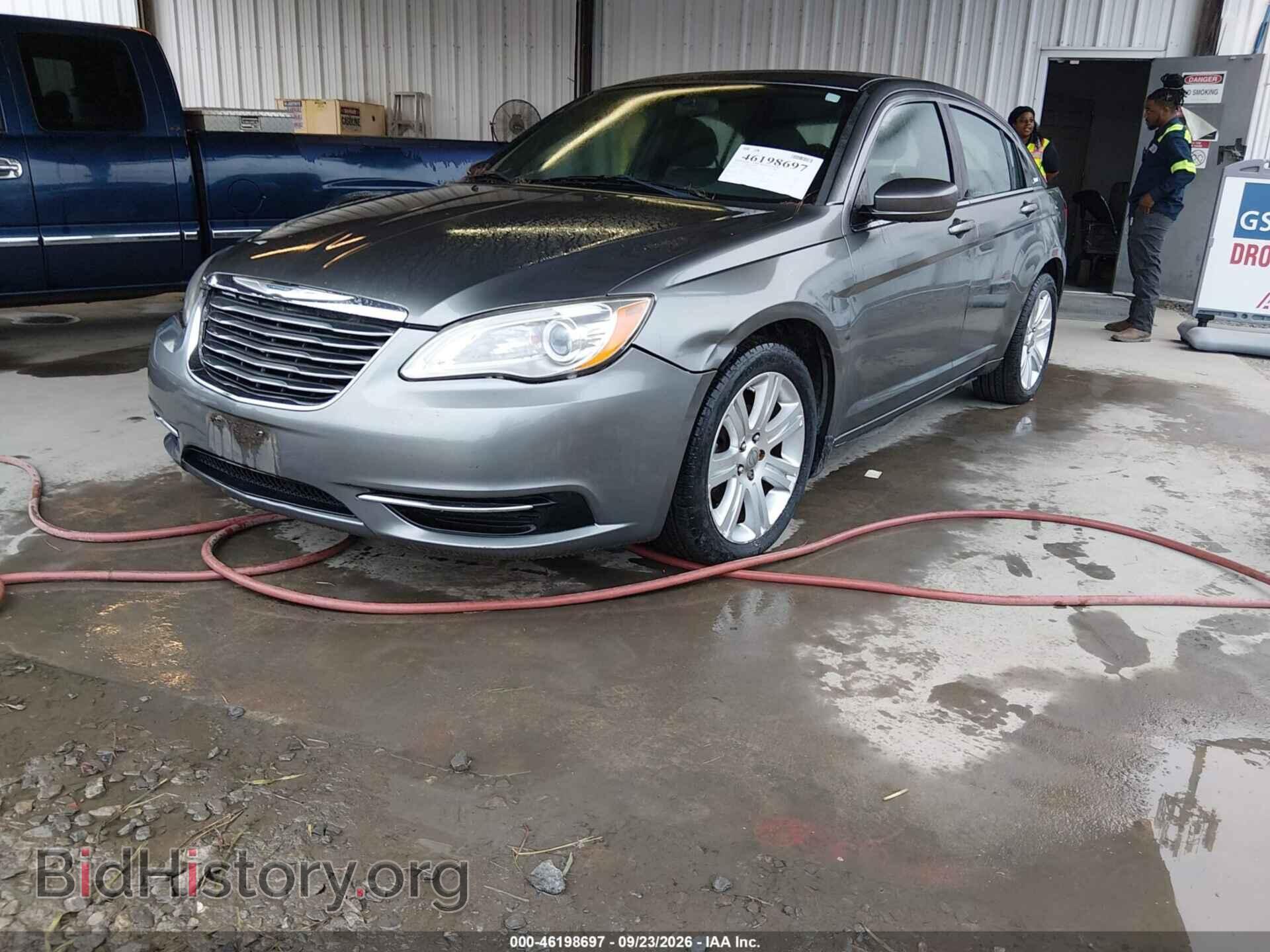 2013 CHRYSLER 200 - VIN: 1C3CCBBB5DN545185 - Photo 2