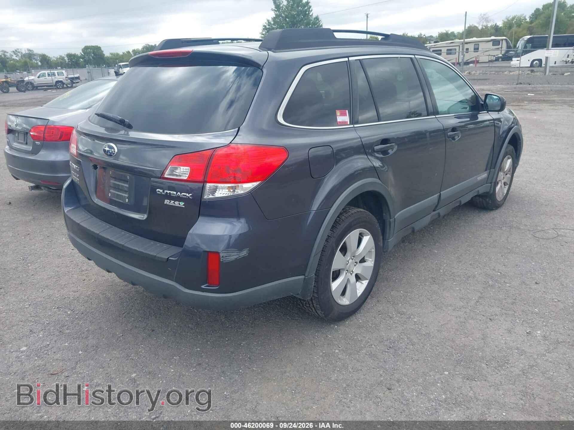 2011 SUBARU OUTBACK - VIN: 4S4BRBCC5B3441829 - Photo 4