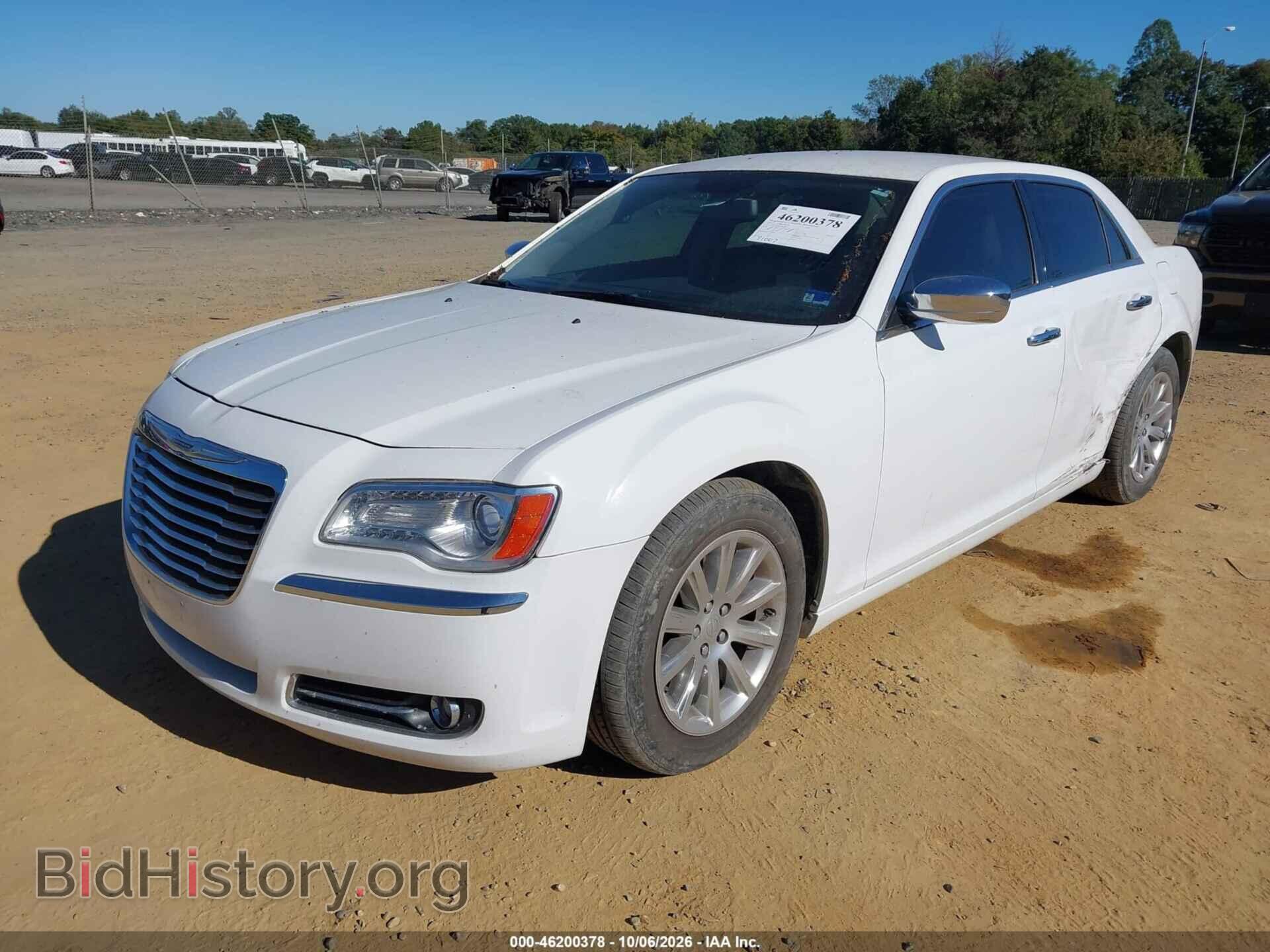 2012 CHRYSLER 300 - VIN: 2C3CCACG7CH307883 - Photo 2