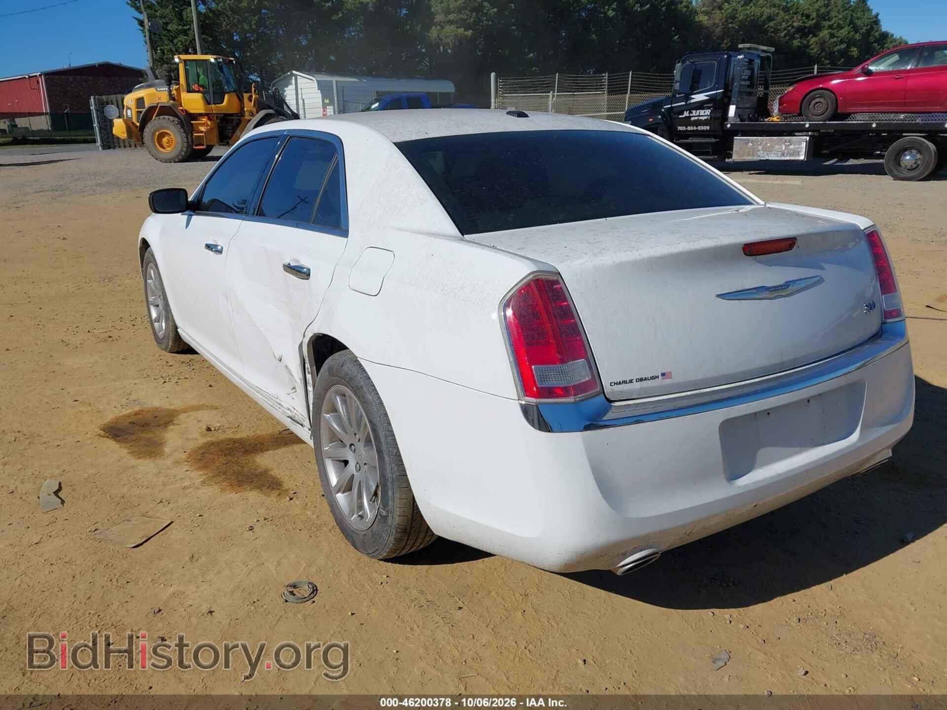2012 CHRYSLER 300 - VIN: 2C3CCACG7CH307883 - Photo 3