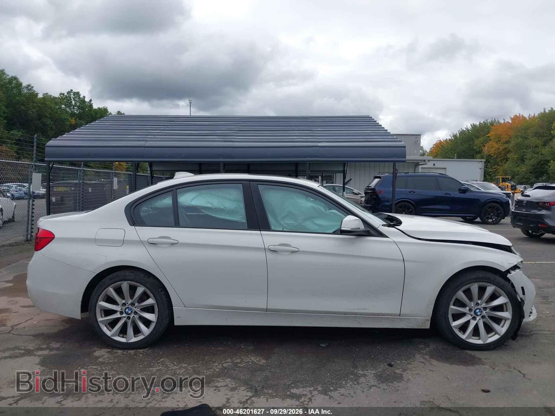 2018 BMW 320I - VIN: WBA8A3C59JA505066 - Фото 13