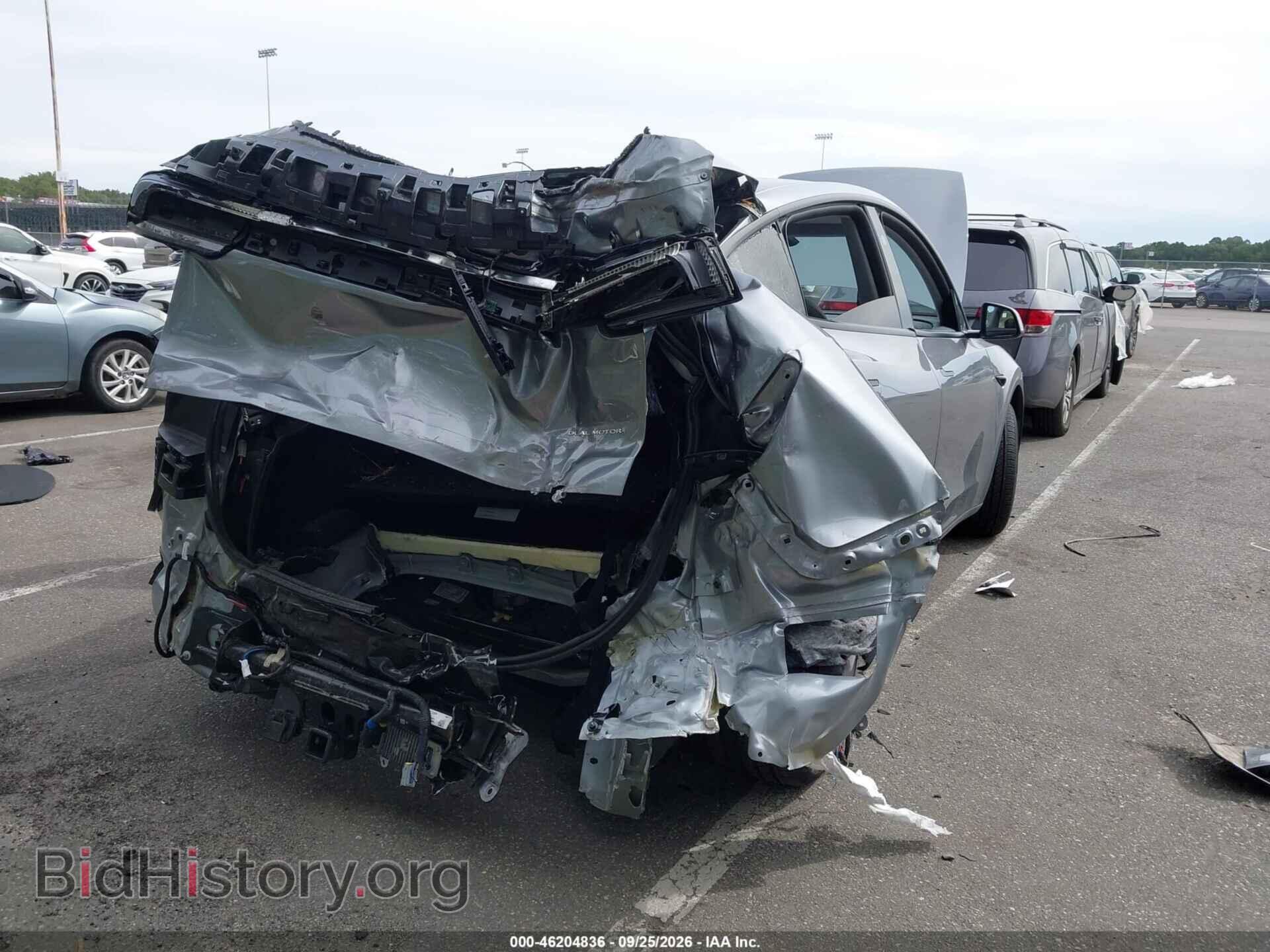 2026 TESLA MODEL Y - VIN: 7SAYGDEEXTF340193 - Photo 4