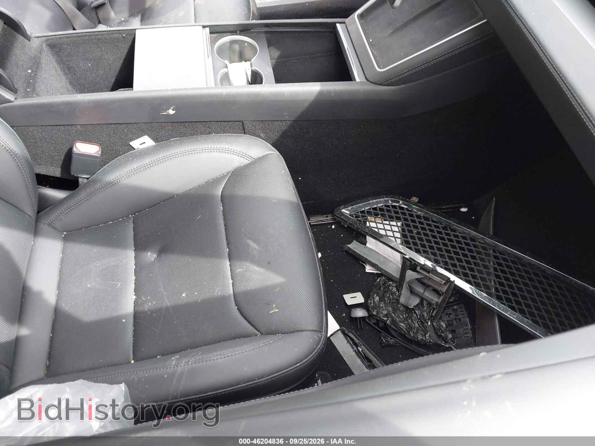 2026 TESLA MODEL Y - VIN: 7SAYGDEEXTF340193 - Photo 5