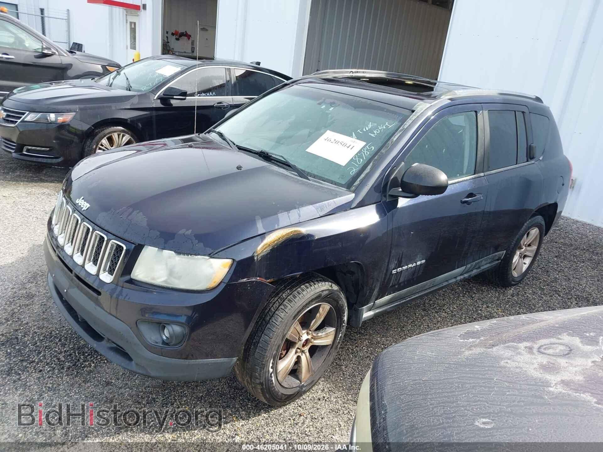 2011 JEEP COMPASS - VIN: 1J4NF1FB9BD218785 - Photo 2